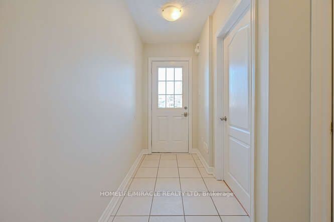 45 Peach Drive — photograph 5