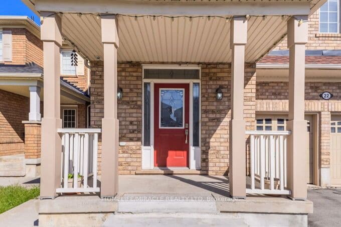 22 Raccoon Street — photograph 4