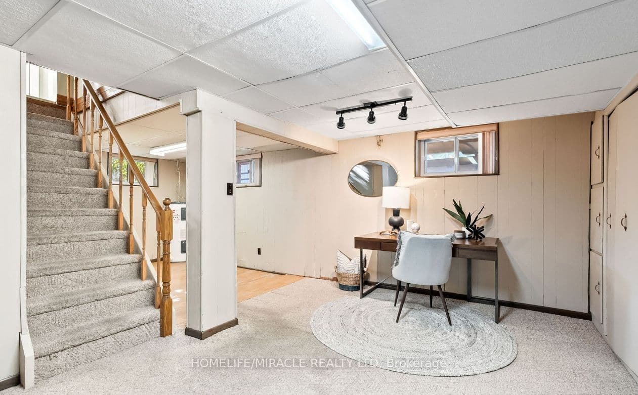 460 Fairleigh Avenue #Basement — photograph 4
