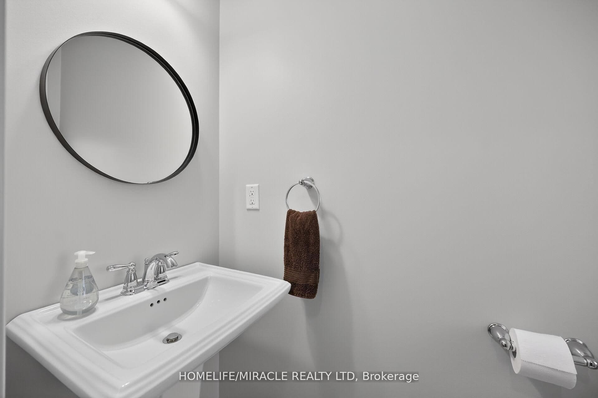 149 Kinsman Drive — photograph 5