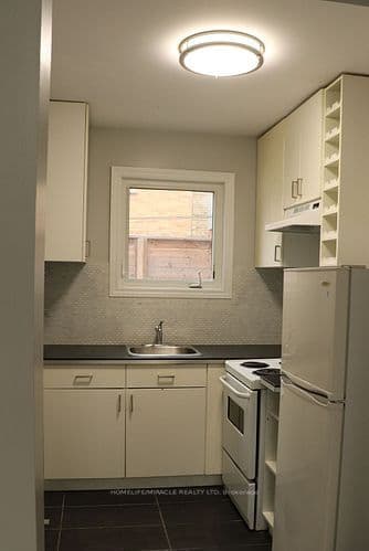 78 Fifth Street #4 — photograph 3