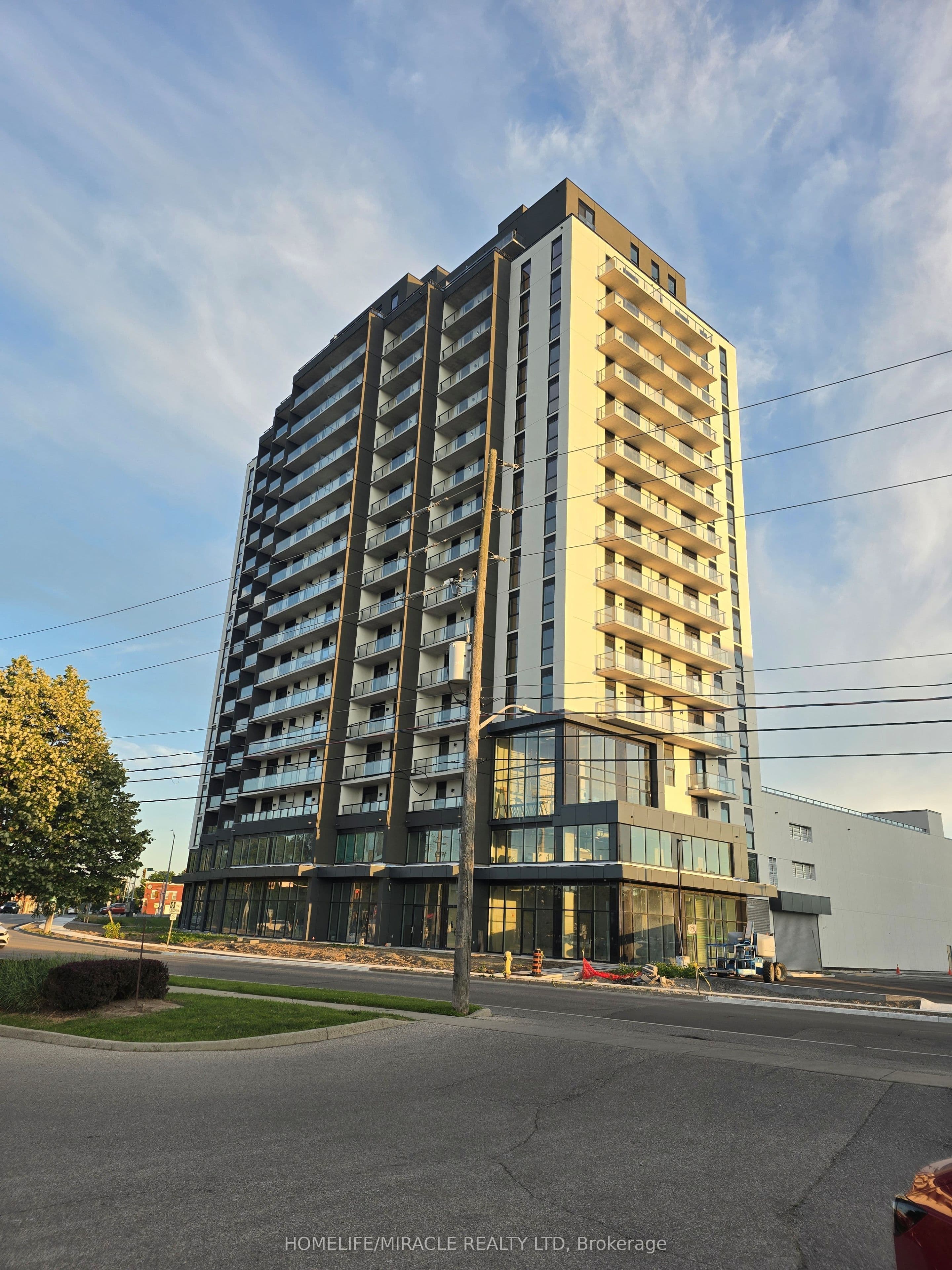 33 Erie Avenue #808, Brantford