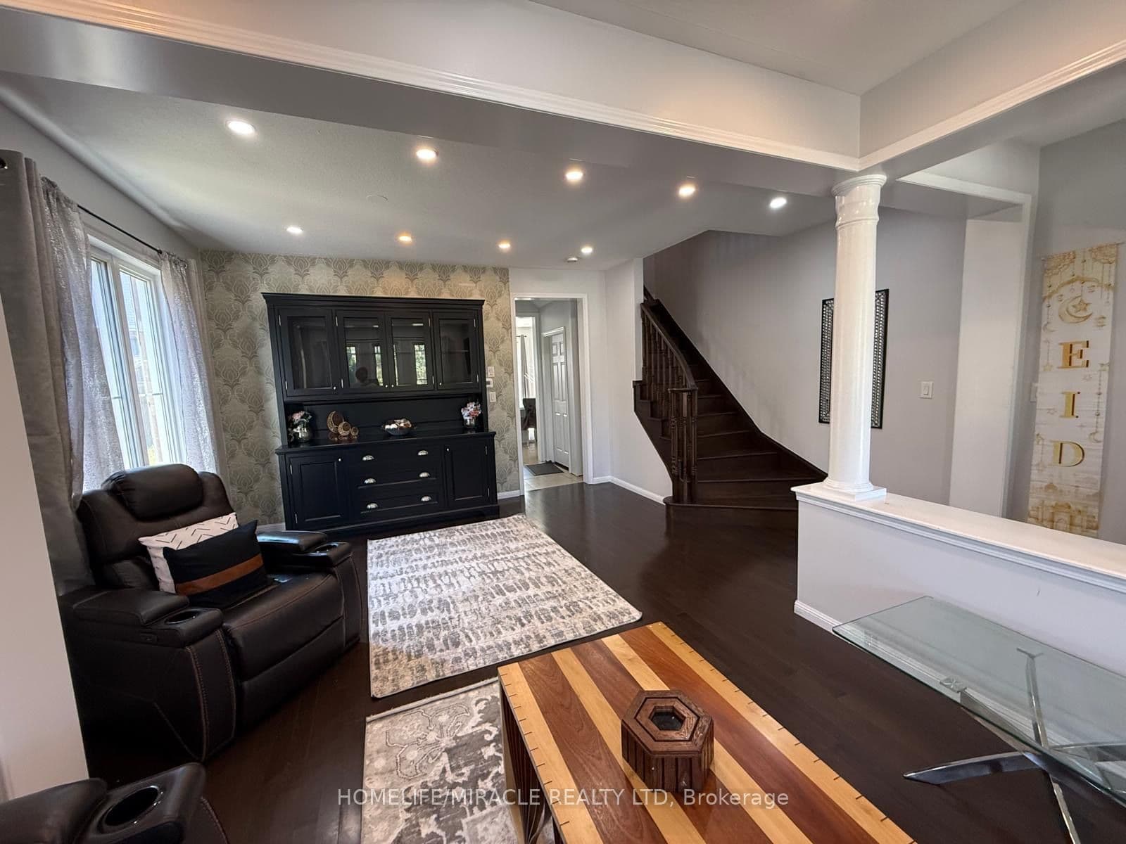 23 Dalton Drive — photograph 4