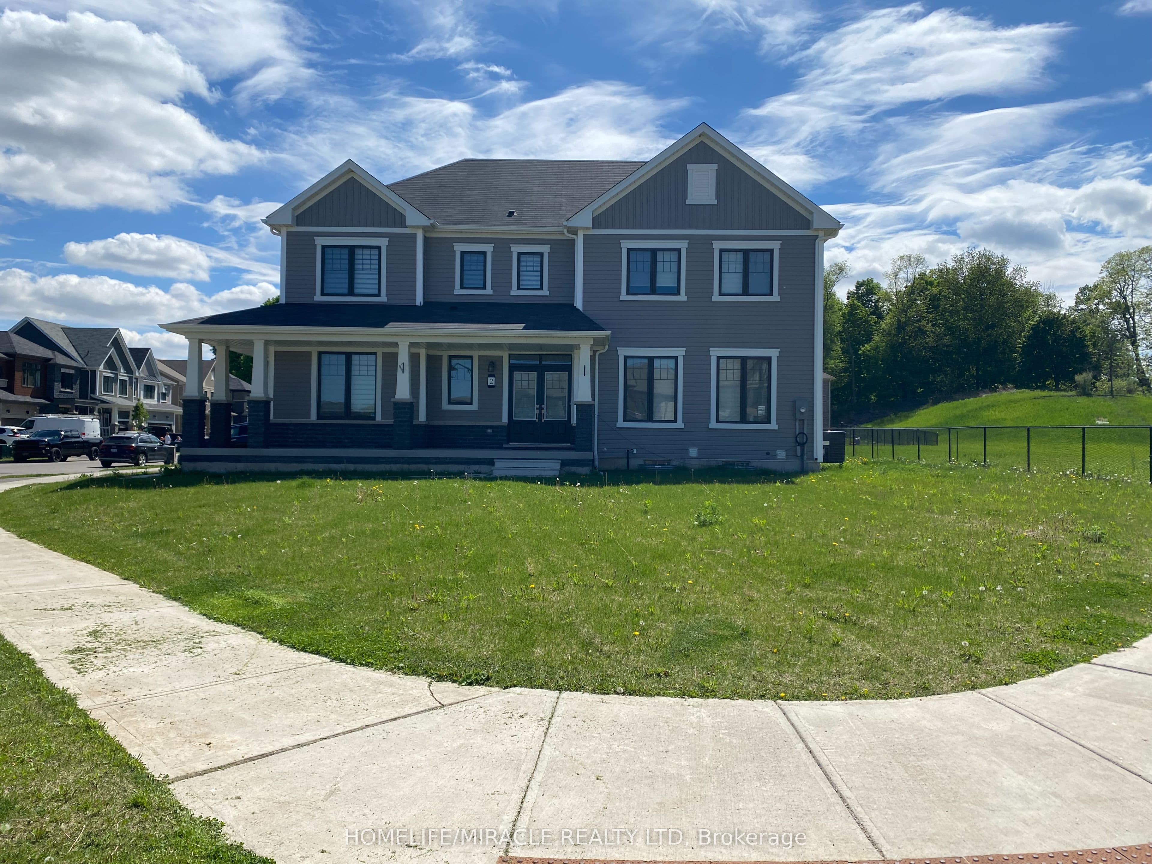 2 Cahill Drive — photograph 4