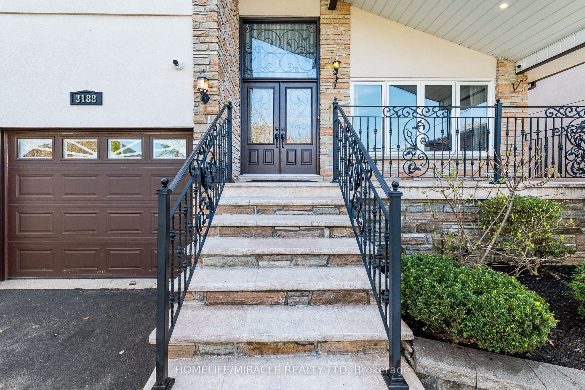 3188 Parkerhill Road — photograph 4