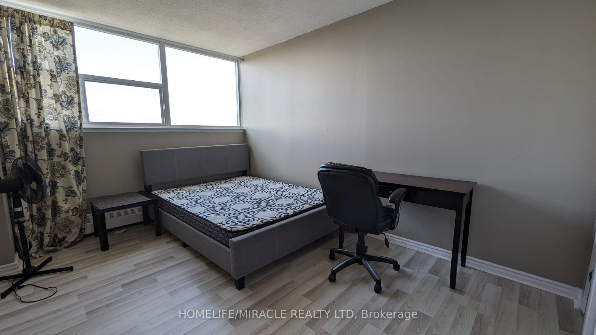 215 Glenridge Avenue #907 — photograph 5