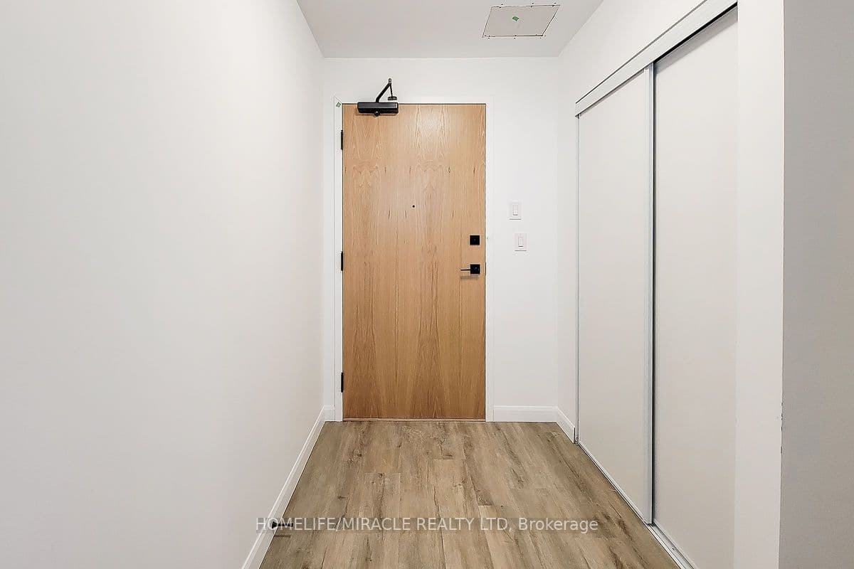7 Erie Avenue #609 — photograph 4