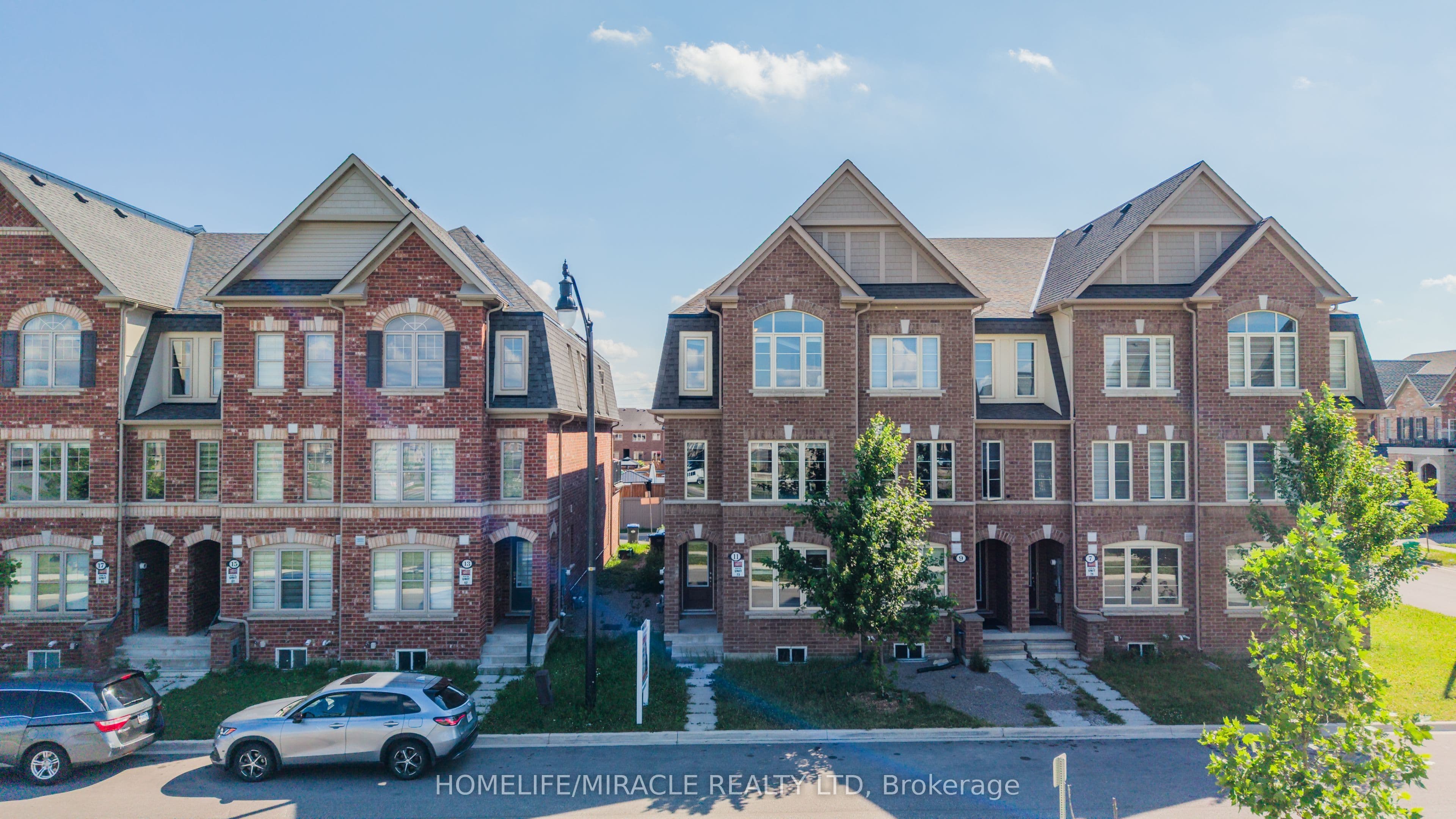 11 Finegan Circle — photograph 2