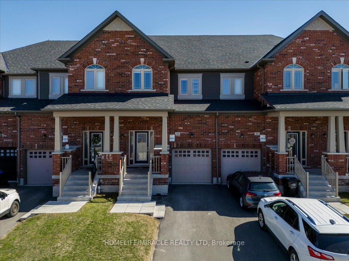 79 Lorne Thomas Place — featured photograph