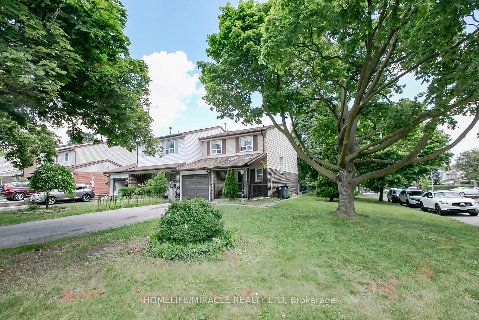 47 Longbourne Crescent — photograph 4