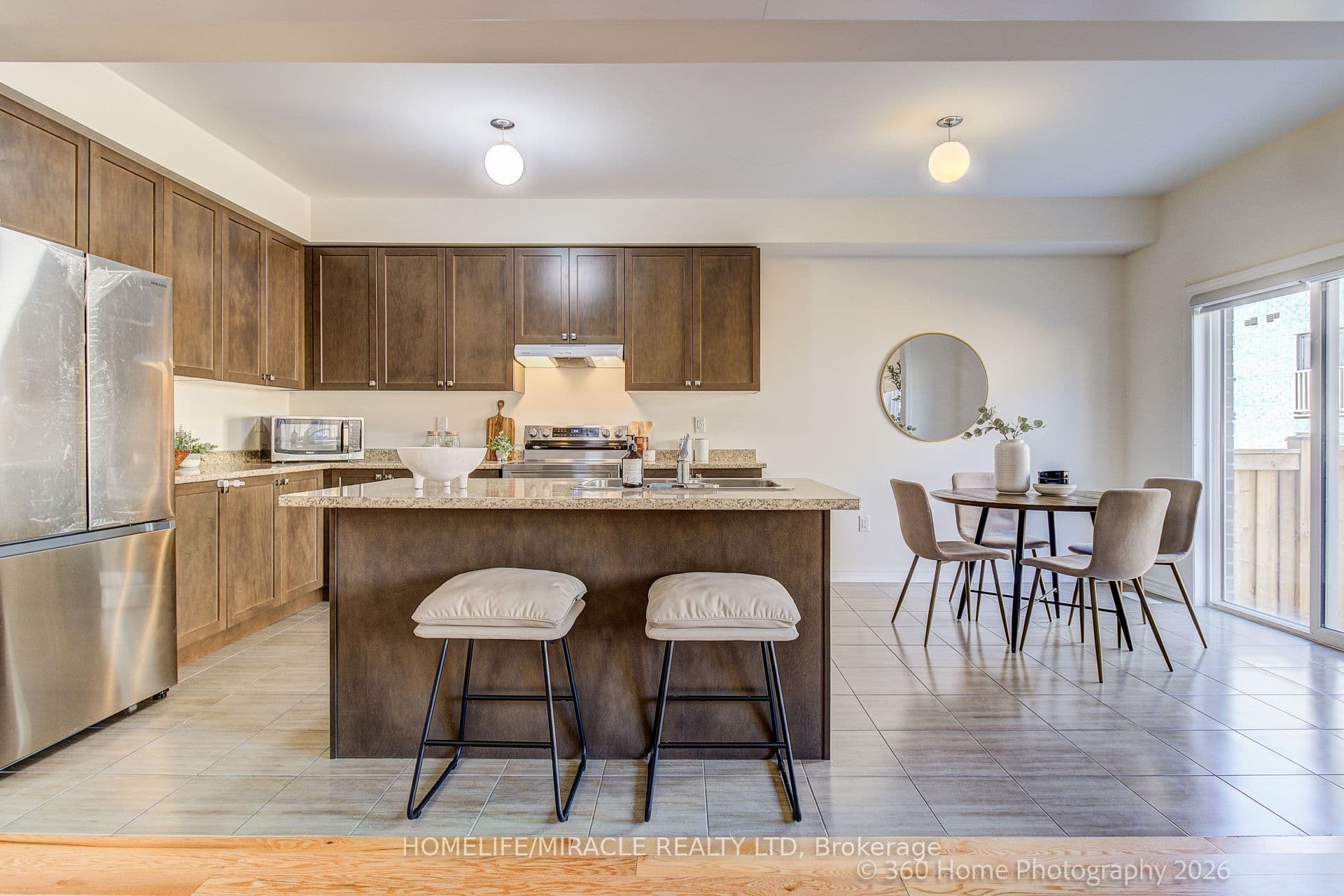 2528 Athena Path — photograph 4