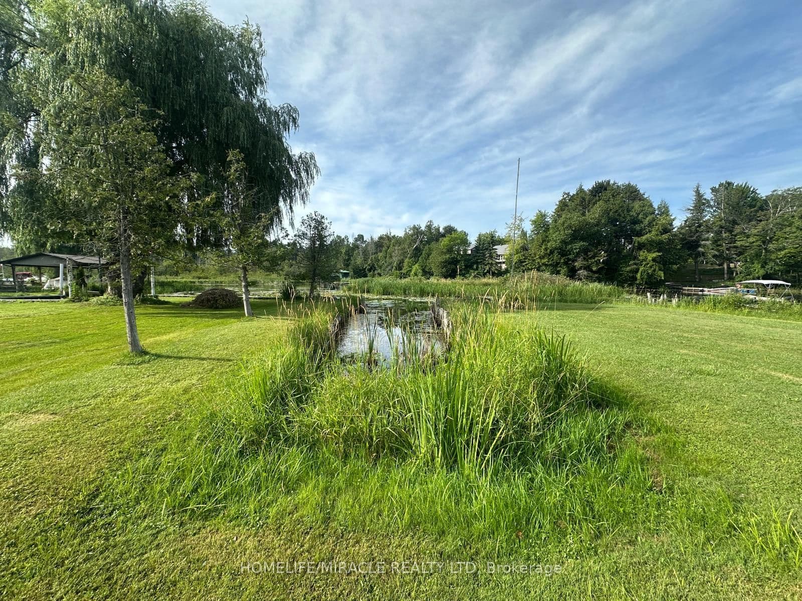 164 RIVERBANK Drive — photograph 5
