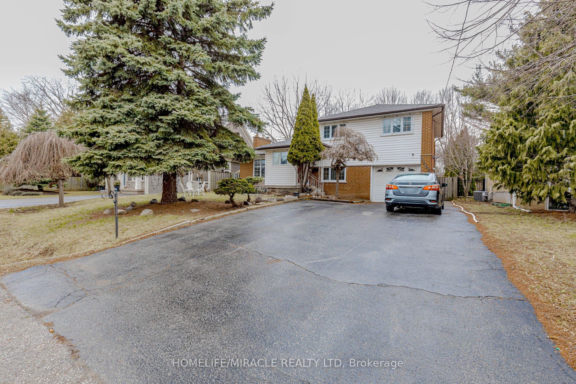 2463 Applewood Drive — featured photograph