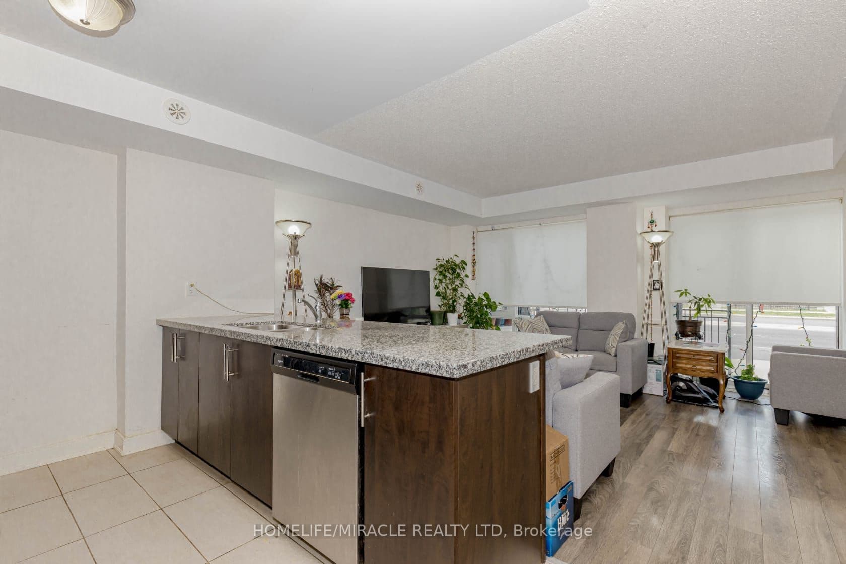 100 Dufay Road #29 — photograph 4