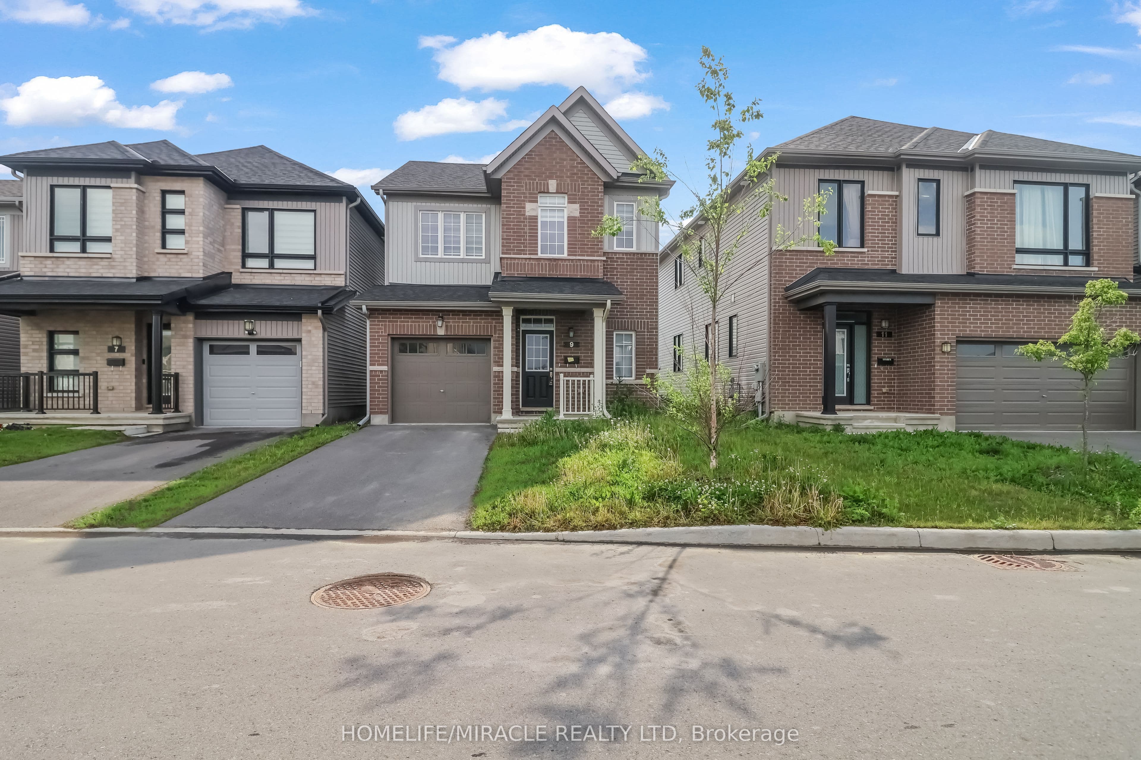 9 Tolchaco Court — featured photograph