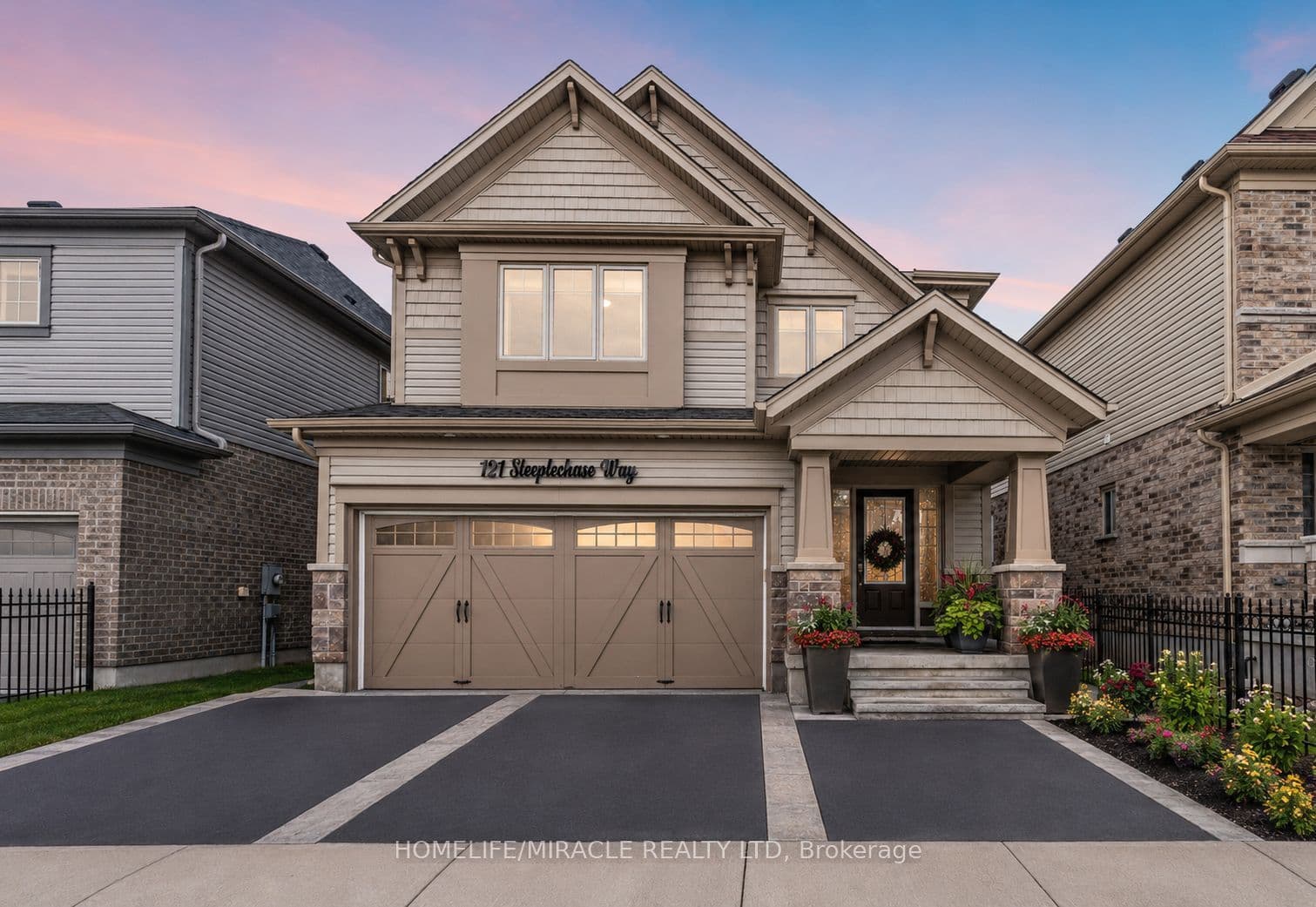 121 Steeplechase Way, Waterloo