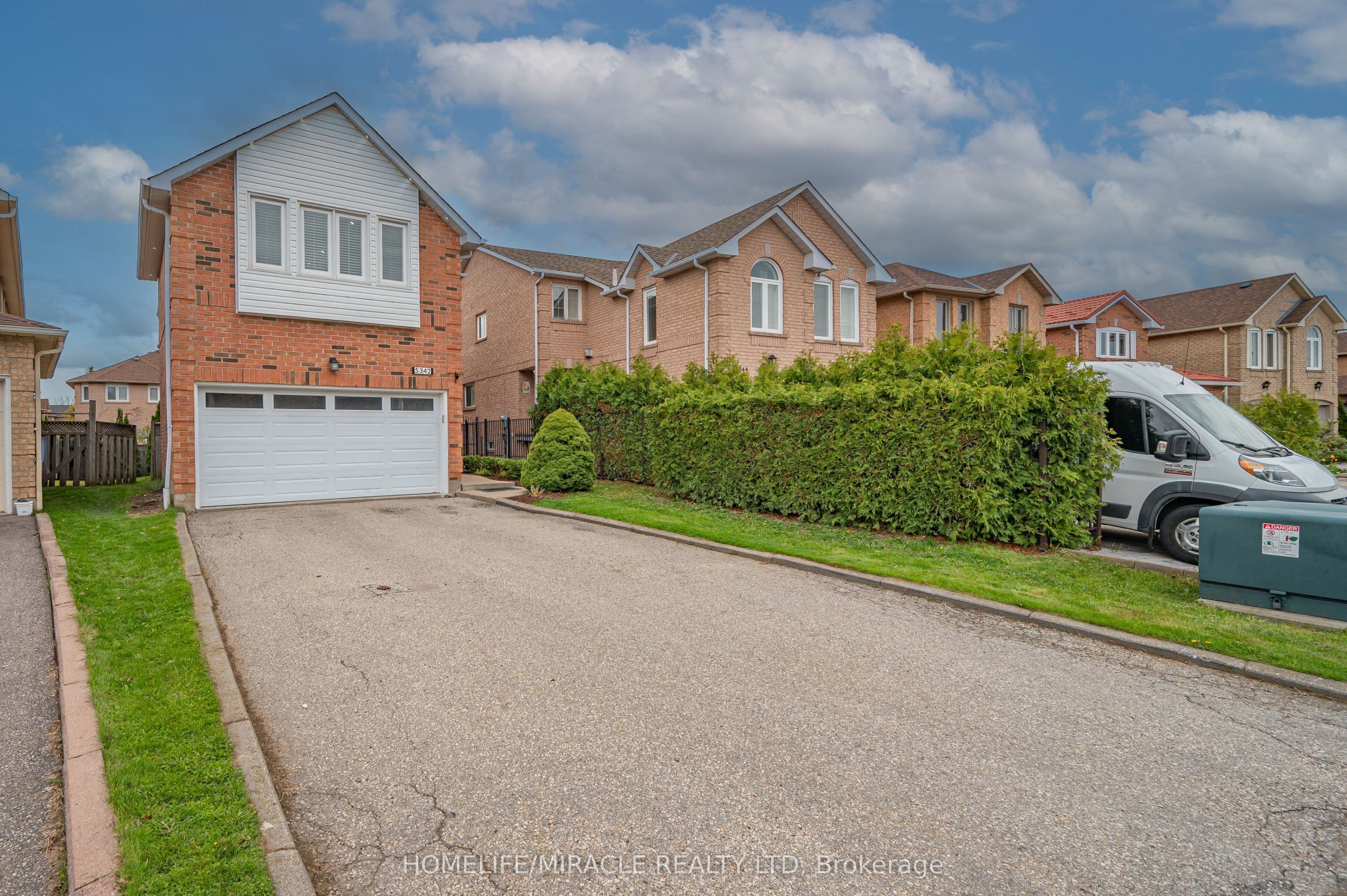 5342 Crane Court — photograph 3