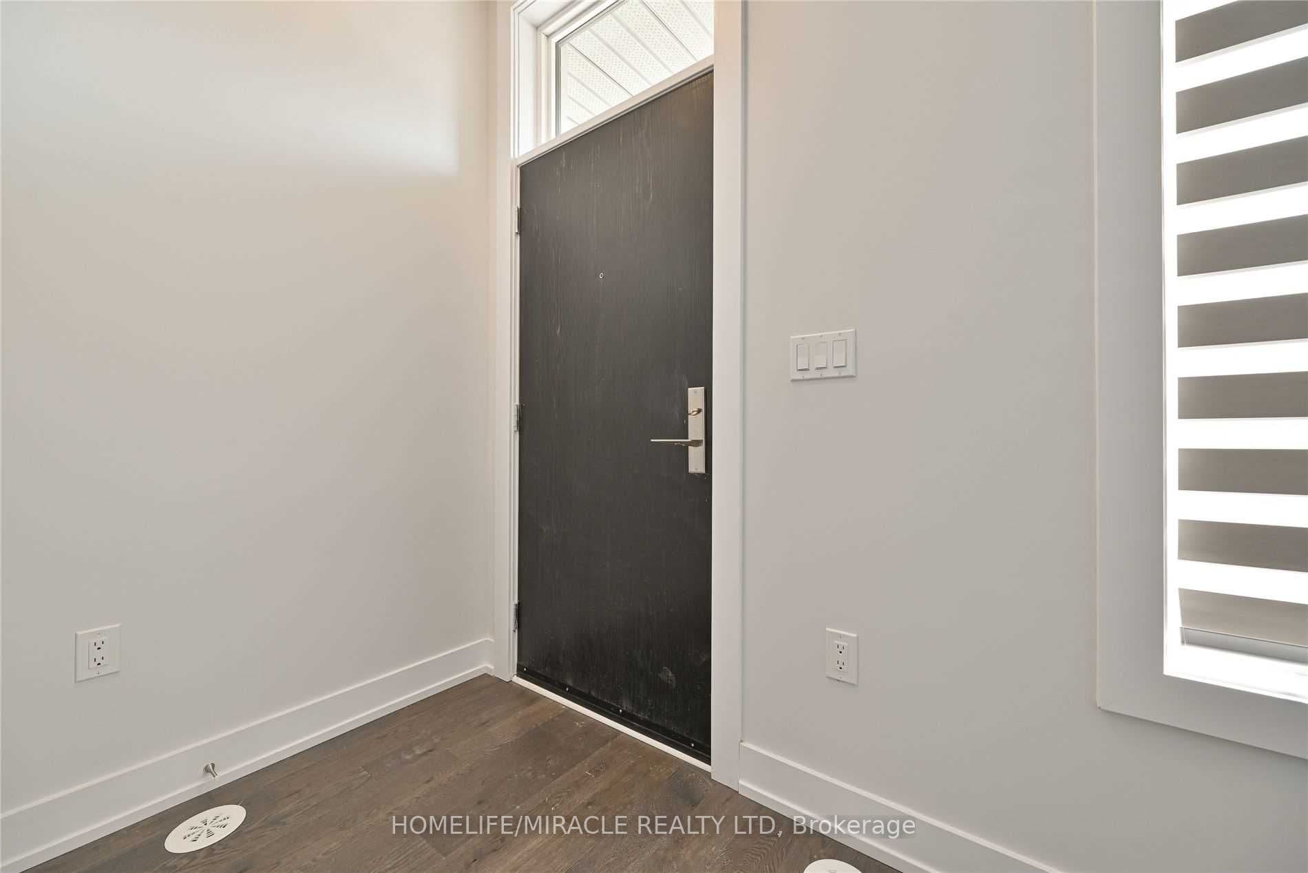 9570 Islington Avenue #L122 — photograph 5