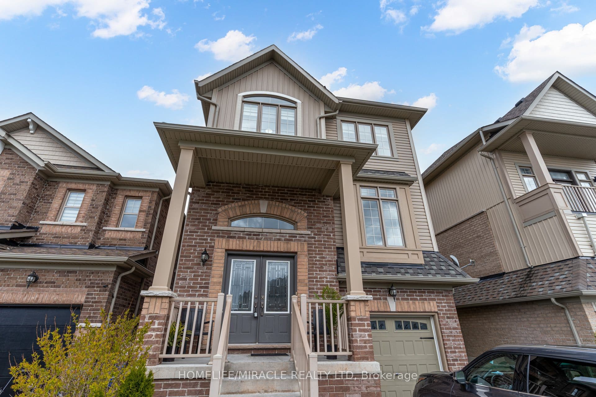 81 Willoughby Way — photograph 3