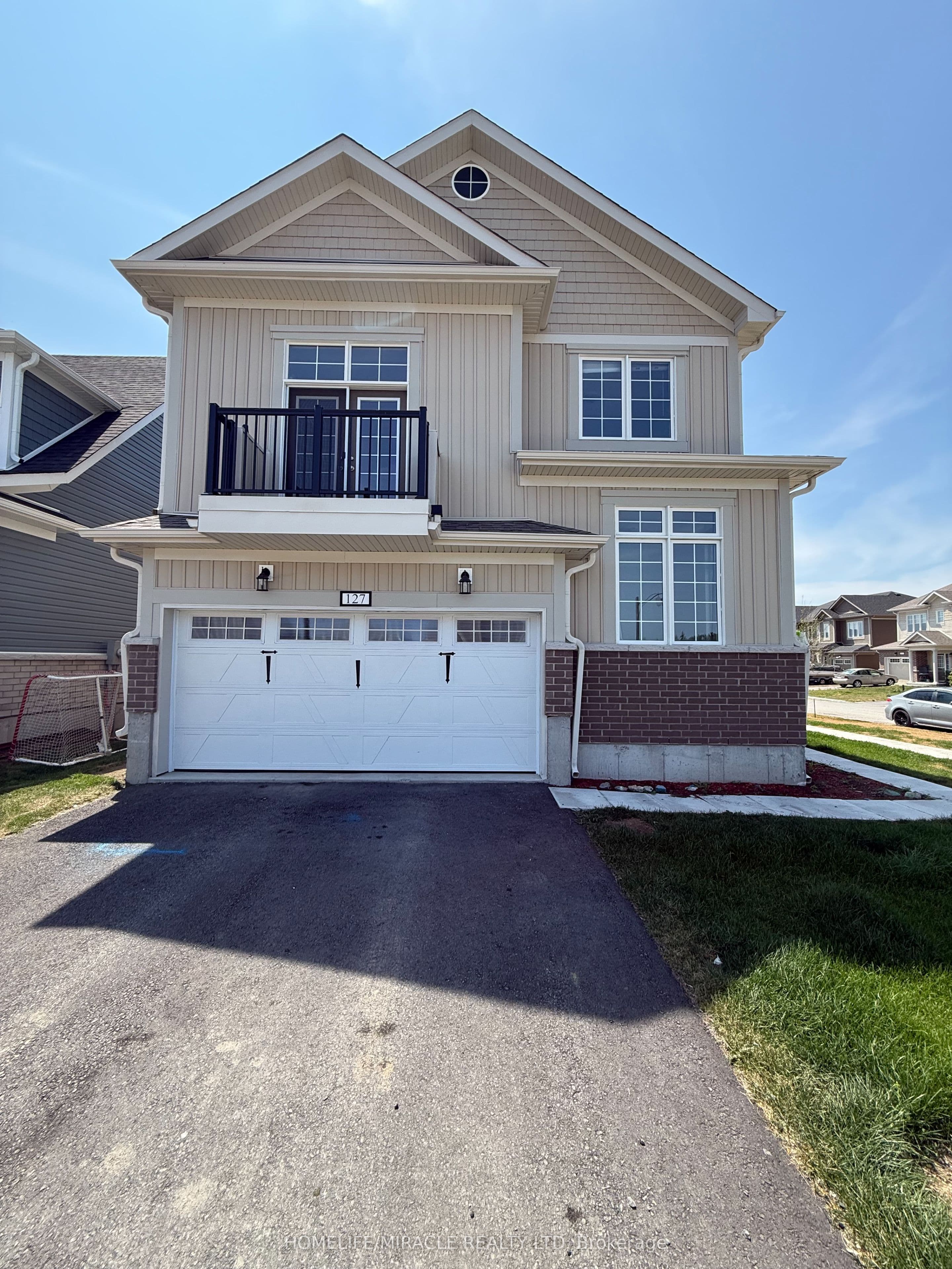 127 Oakmont Drive, Loyalist