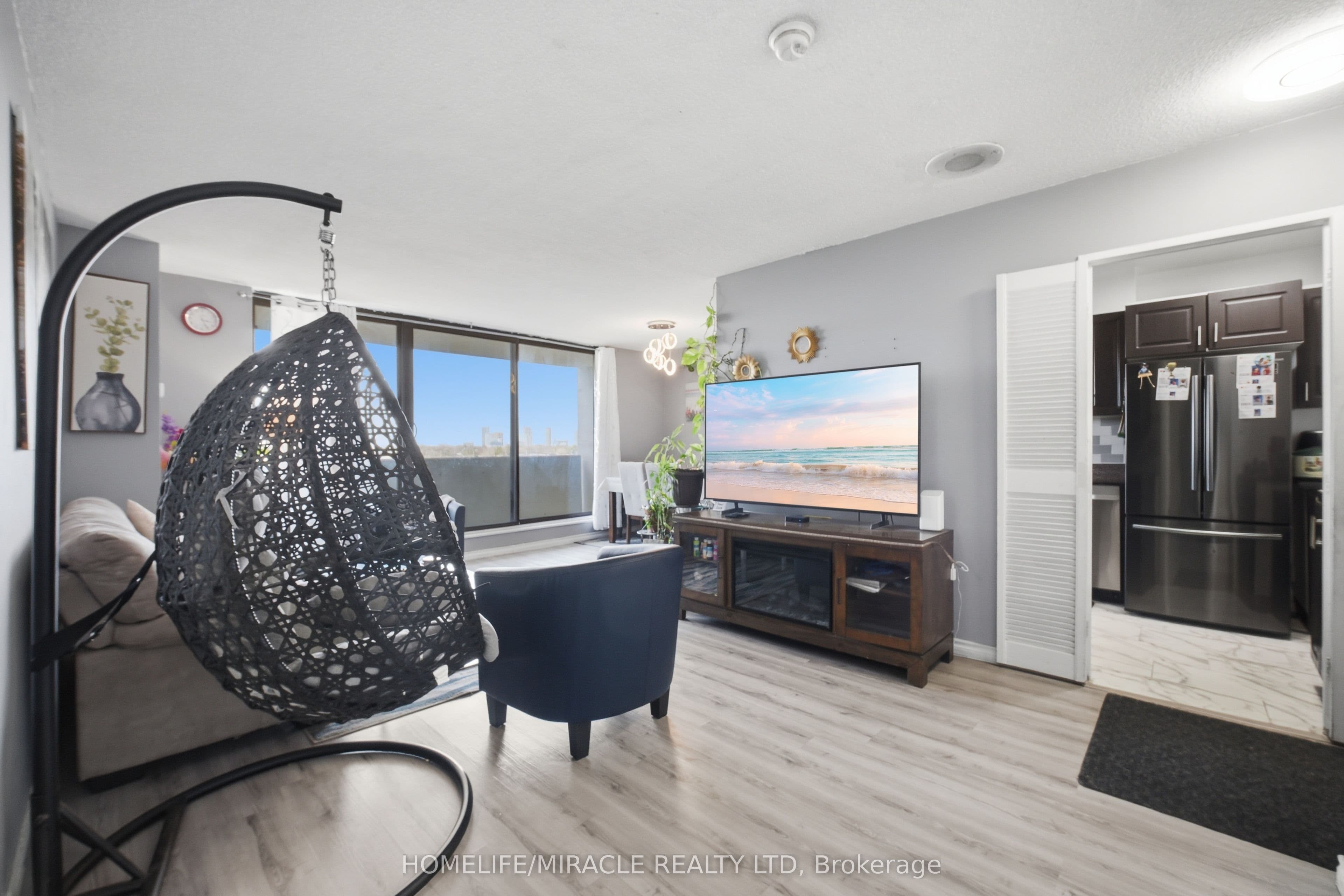 301 Prudential Drive #701 — photograph 2