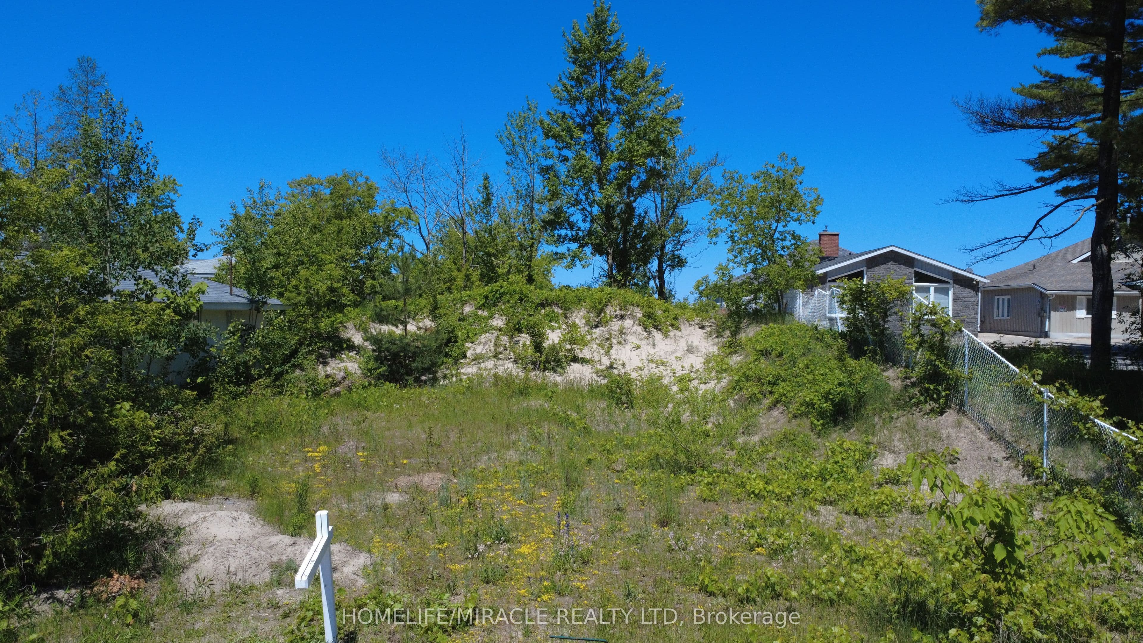 316 Shore Lane — photograph 5