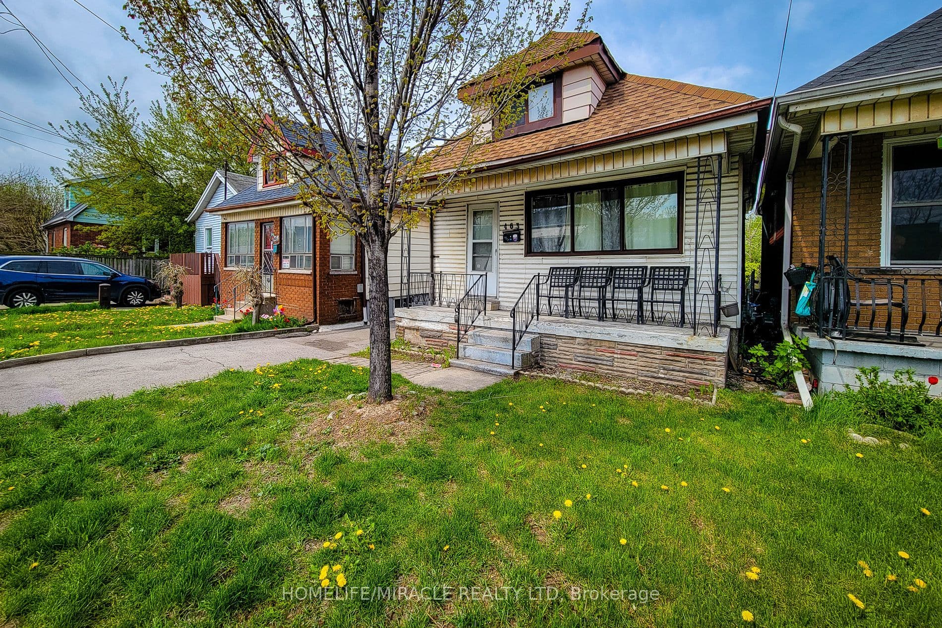 463 Wellington Street — photograph 2