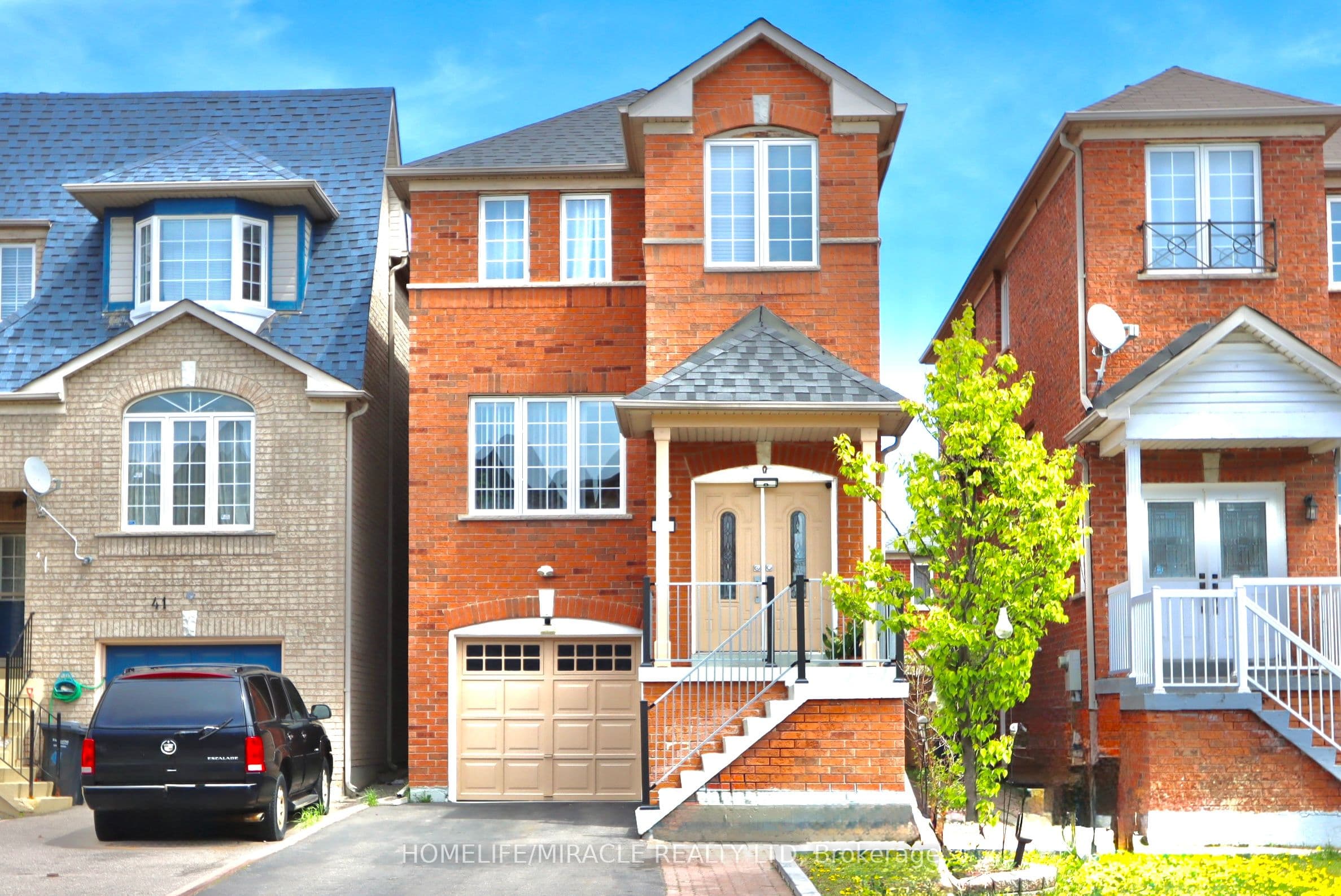 43 Caranci Crescent — featured photograph