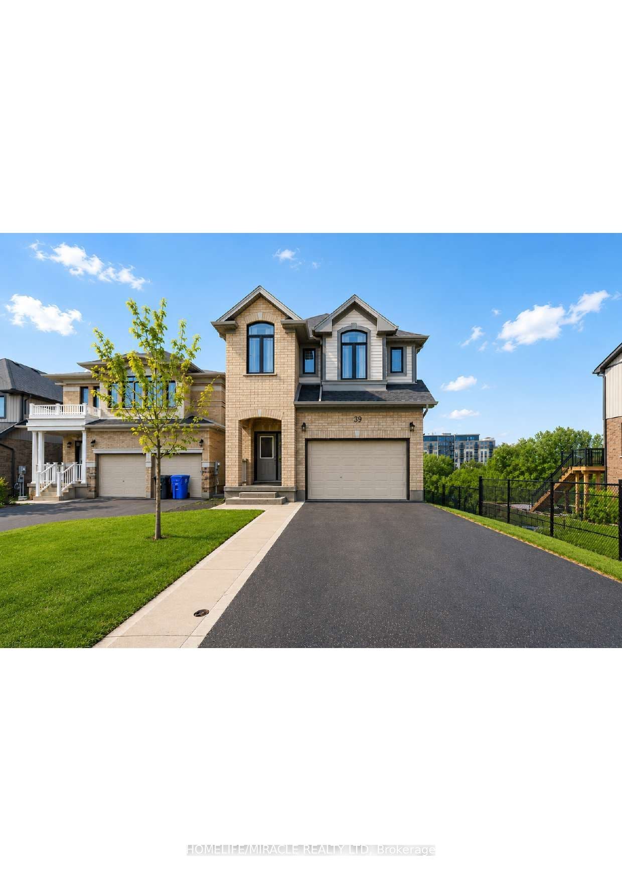 39 Everton Drive — featured photograph