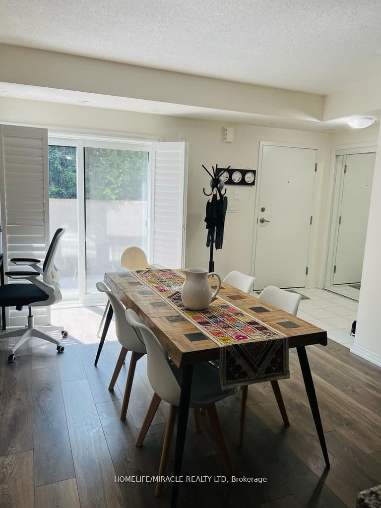8835 Sheppard Avenue #110 — photograph 4