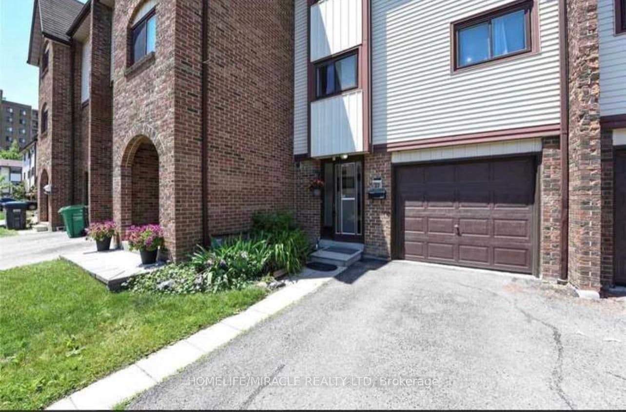 23 Mccallum Court — photograph 3