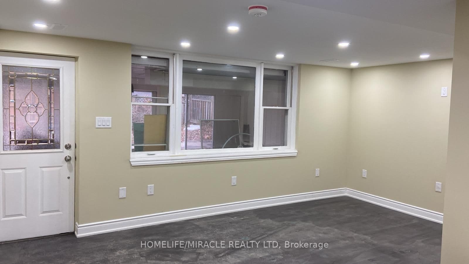 25 Thornridge Crescent #Basement — featured photograph