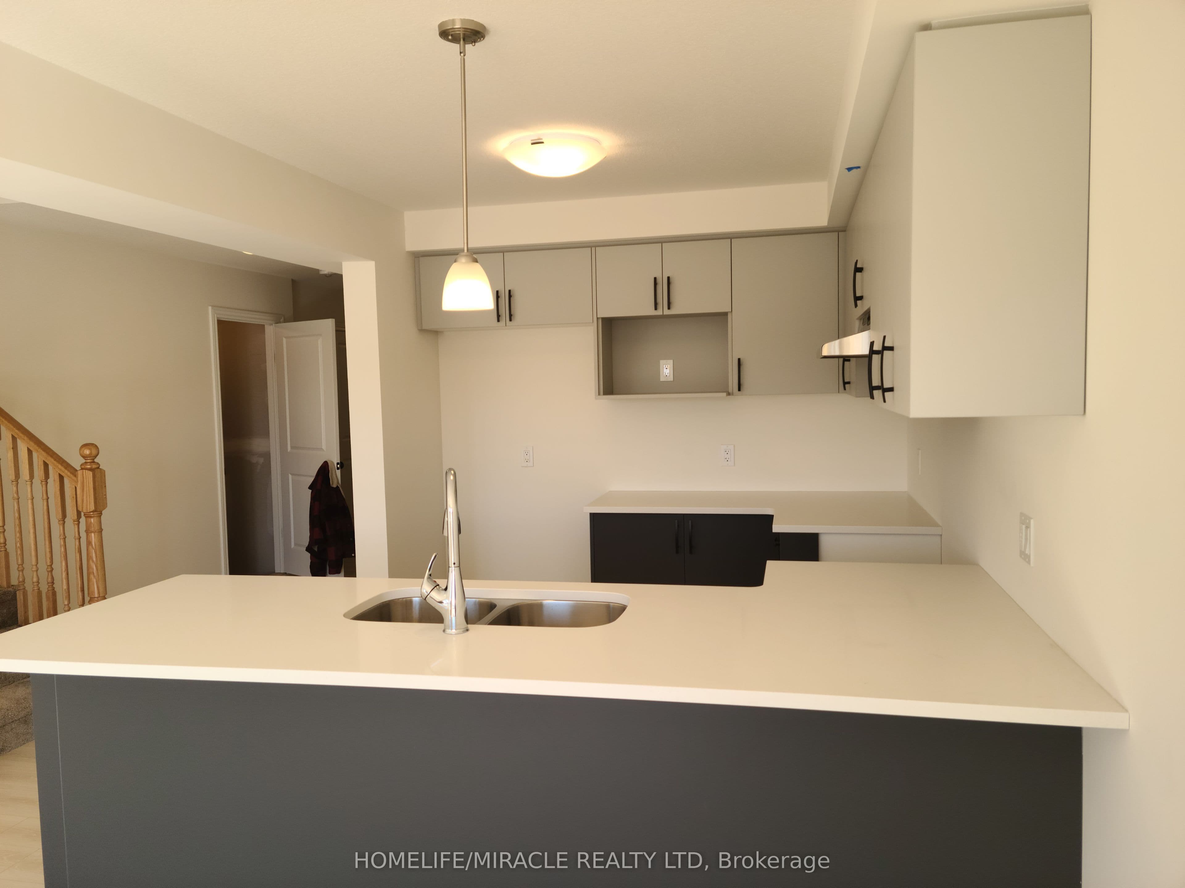 117 Mattingley Street — photograph 4
