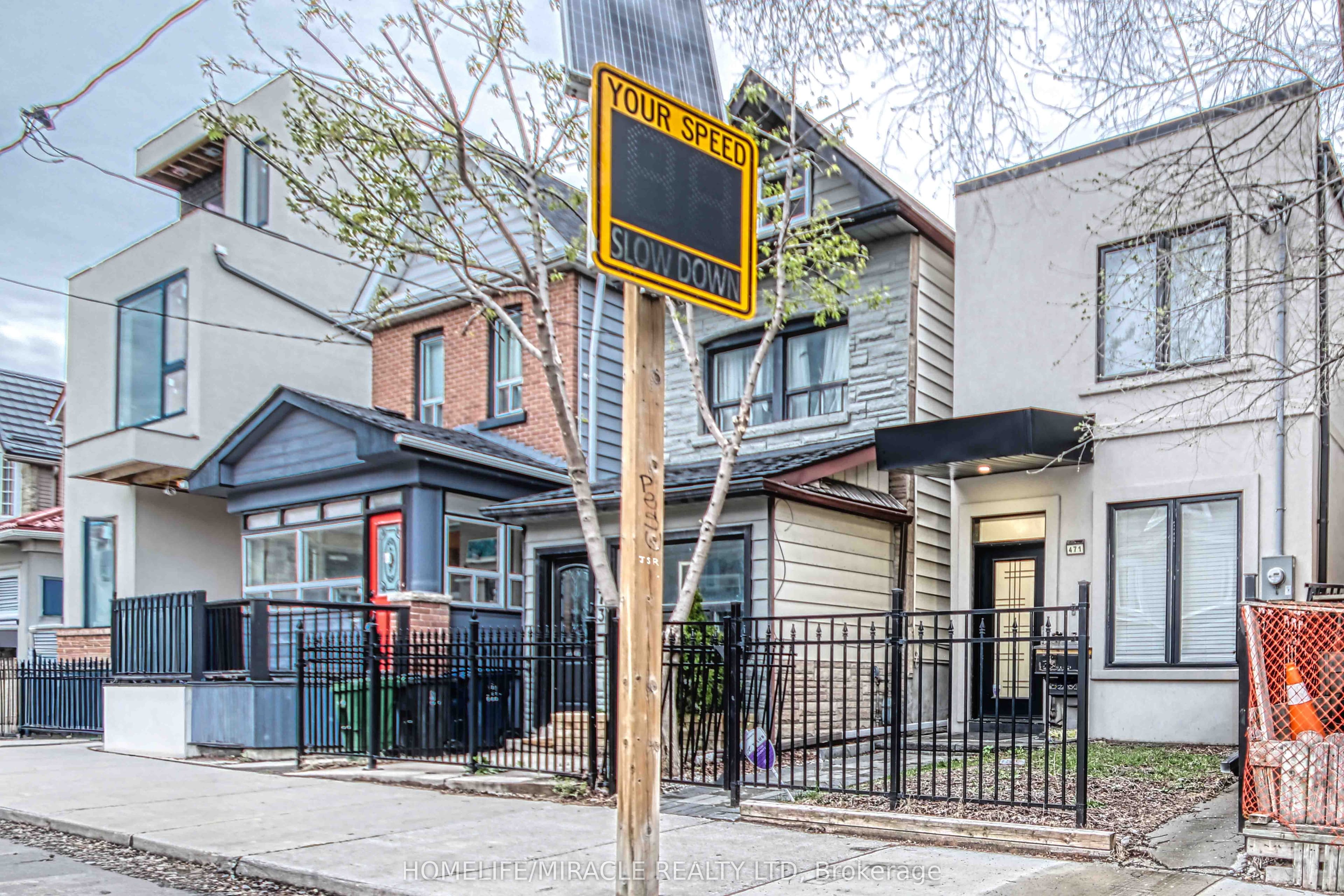 471 Jones Avenue — photograph 2