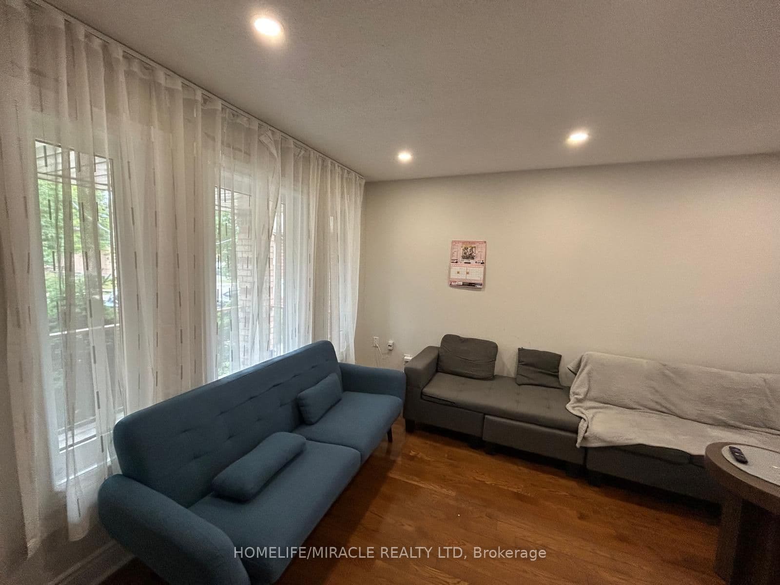 42 Lockwood Road #Upper — photograph 3