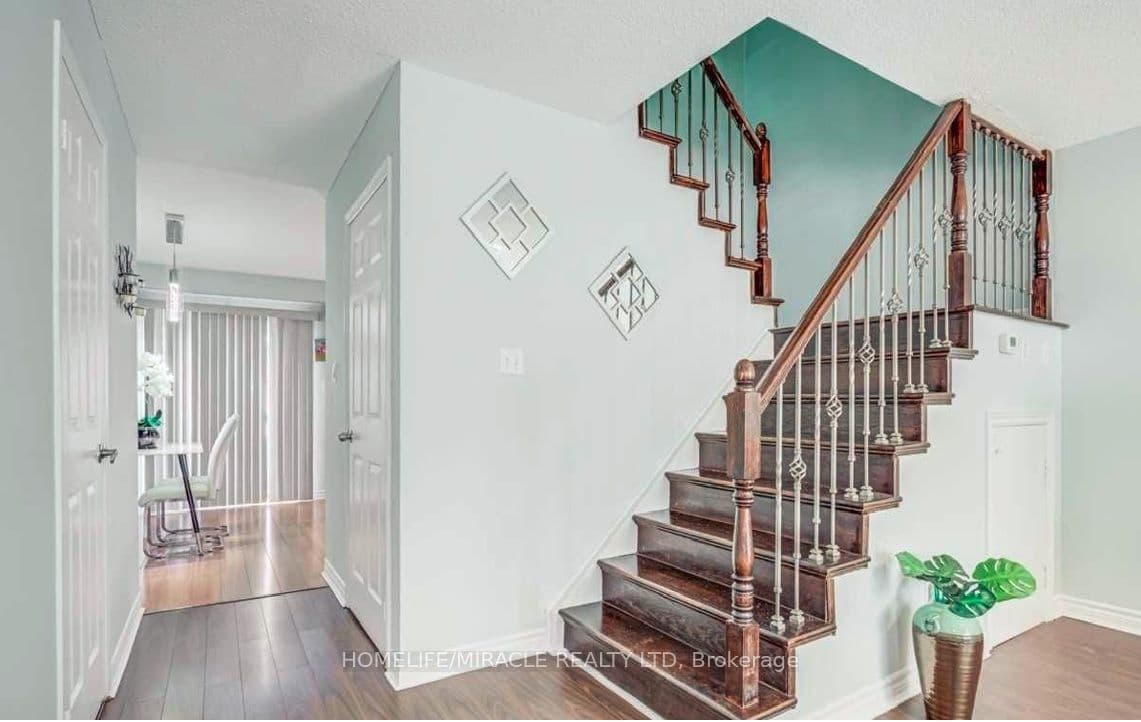4200 Kingston Road #12 — photograph 5
