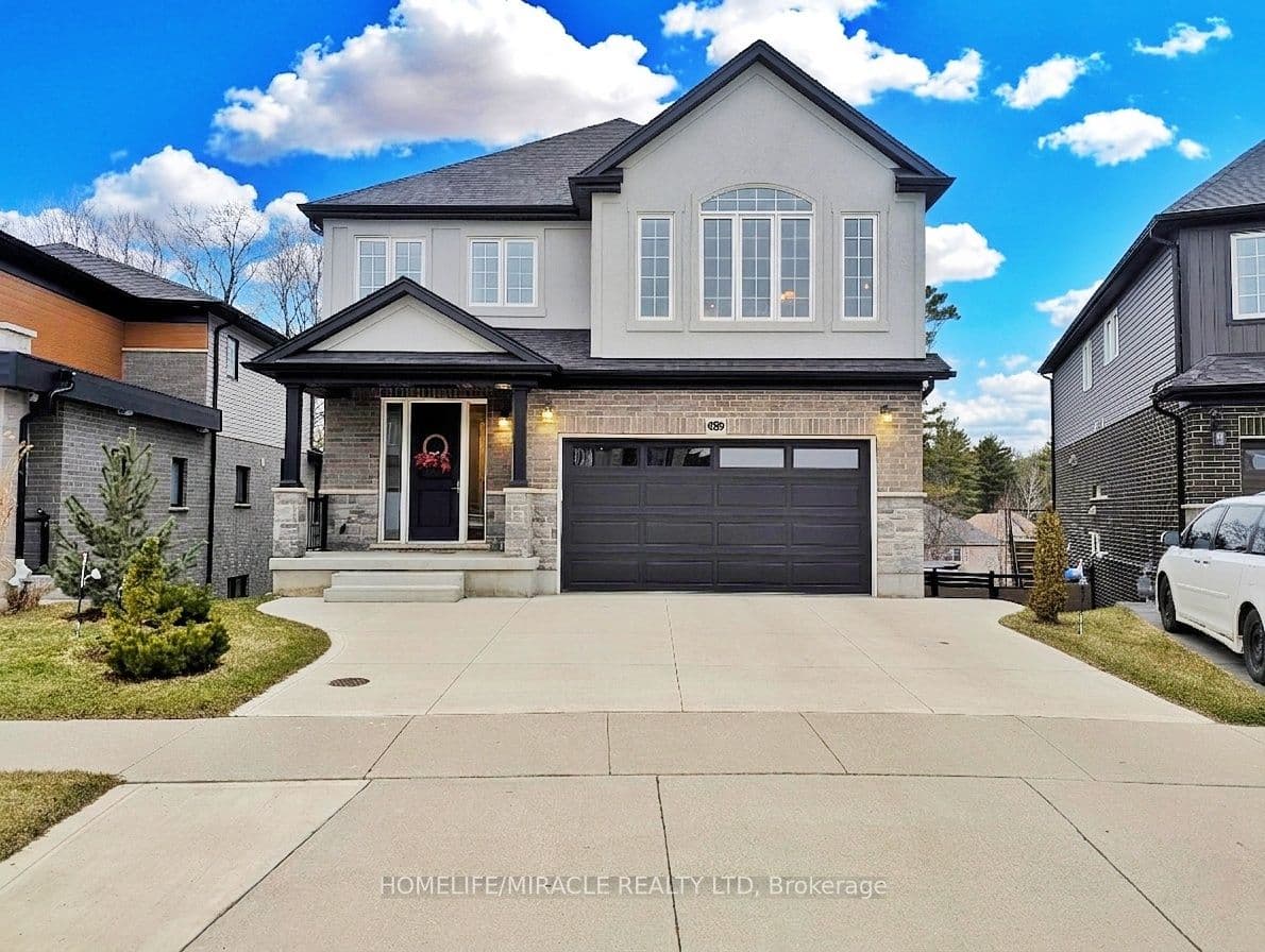 63 Ian Ormston Drive — featured photograph