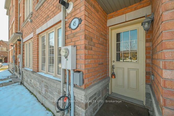 45 Peach Drive — photograph 3