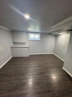 182 Bloor Street — photograph 2