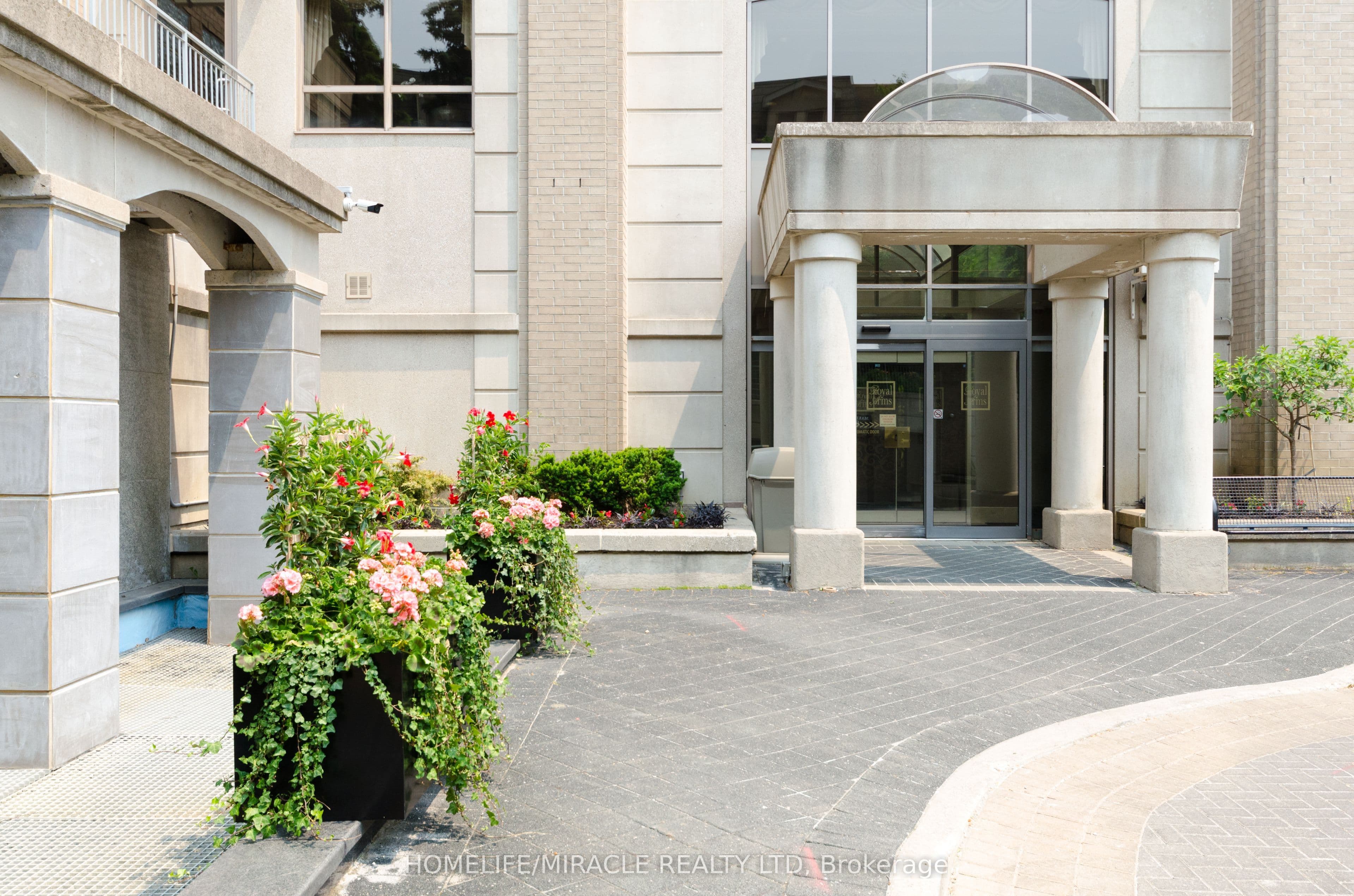 5418 Yonge Street #1101 — photograph 4