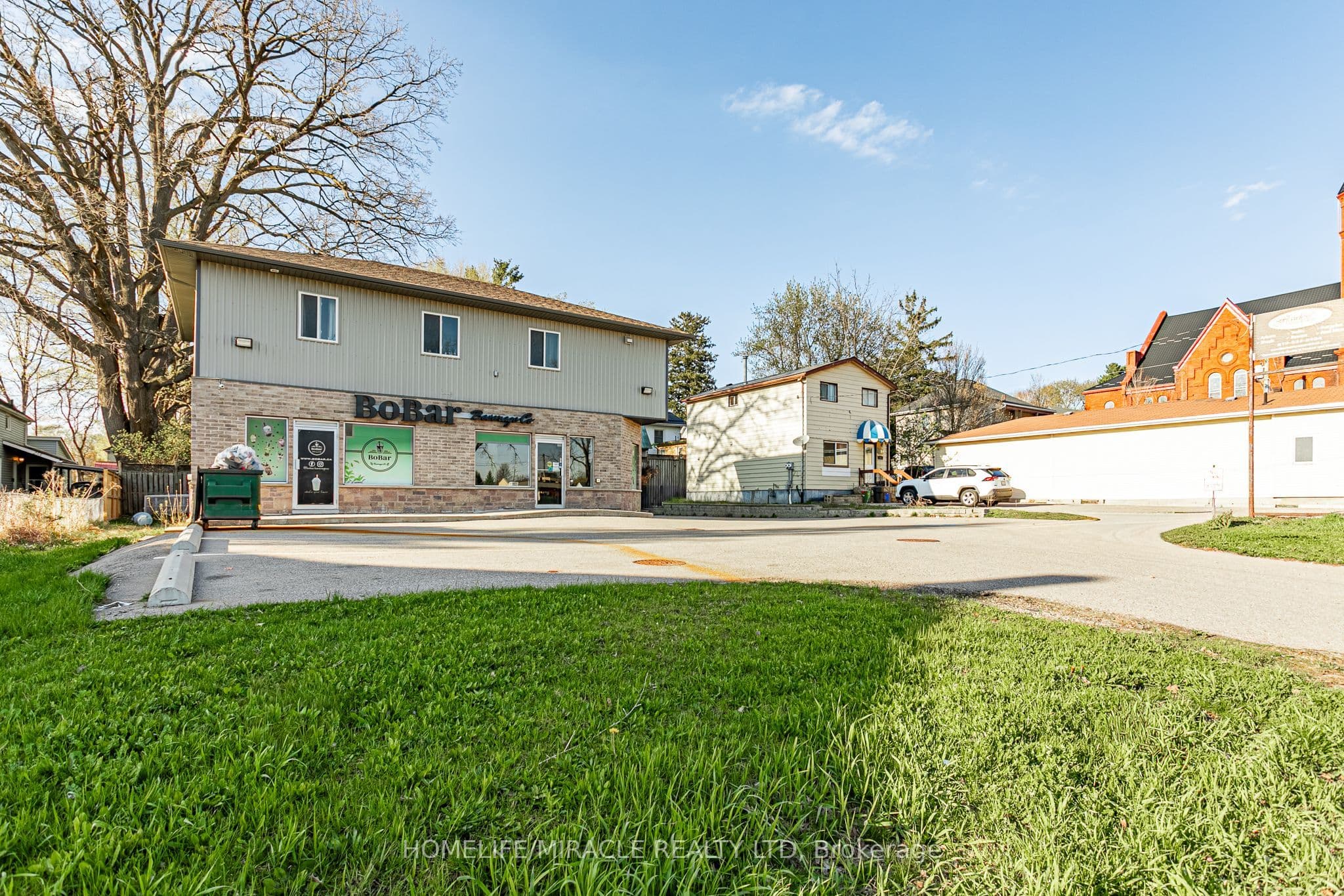 257 Dundas Street — photograph 5