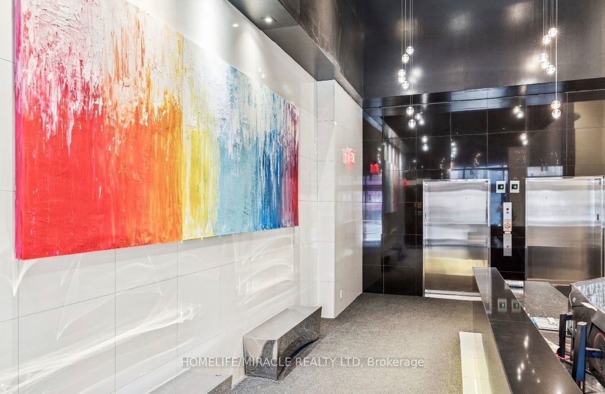 318 King Street #207 — photograph 5