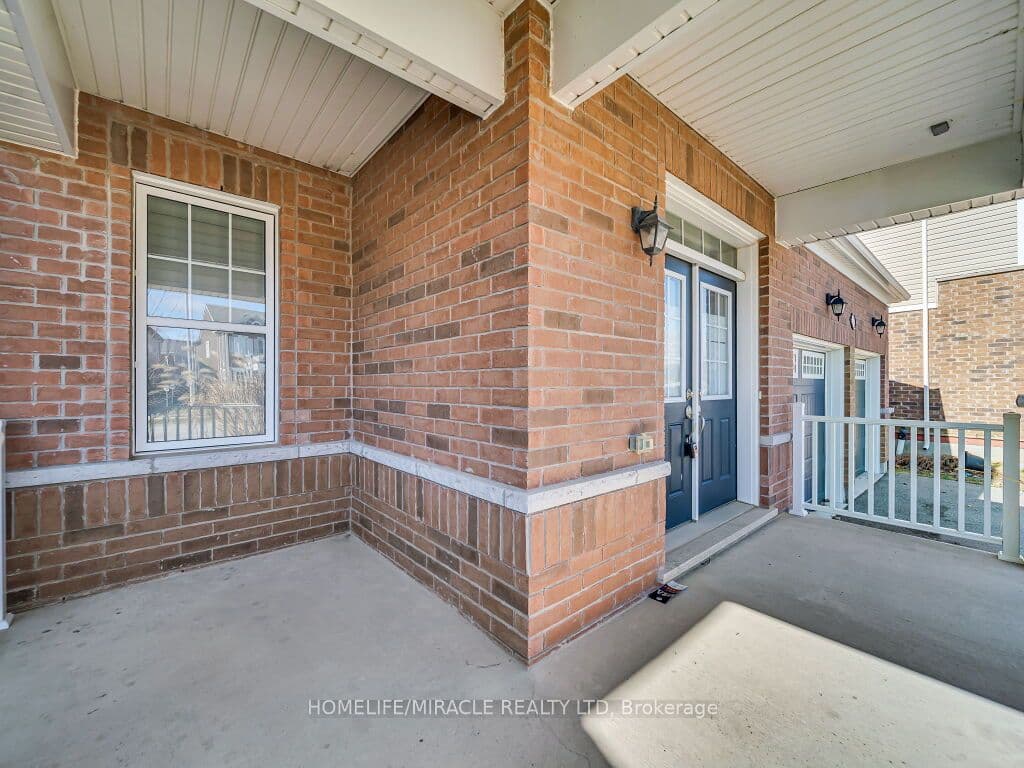 52 Compass Trail — photograph 5
