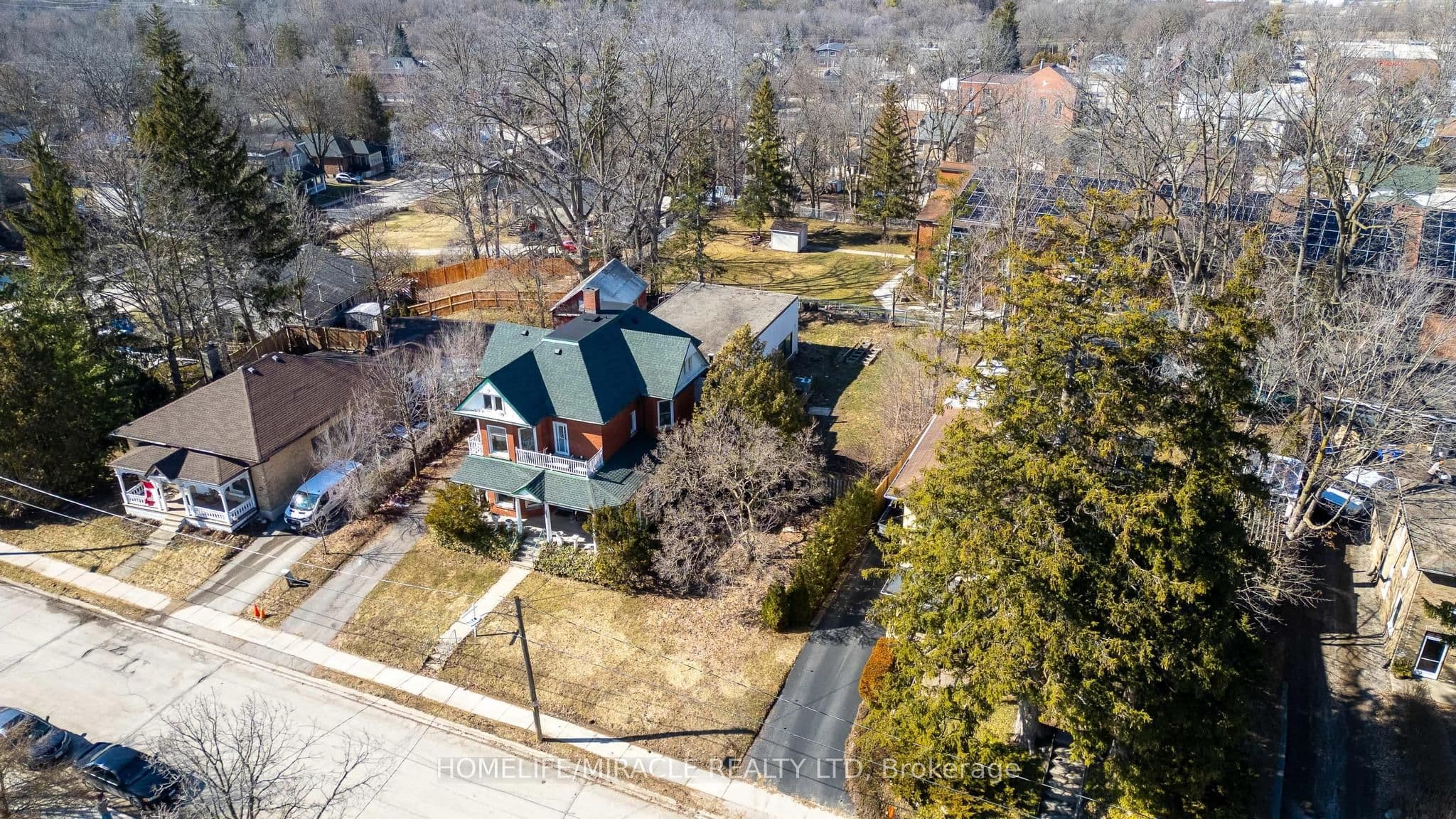 114 Frances Street — photograph 5