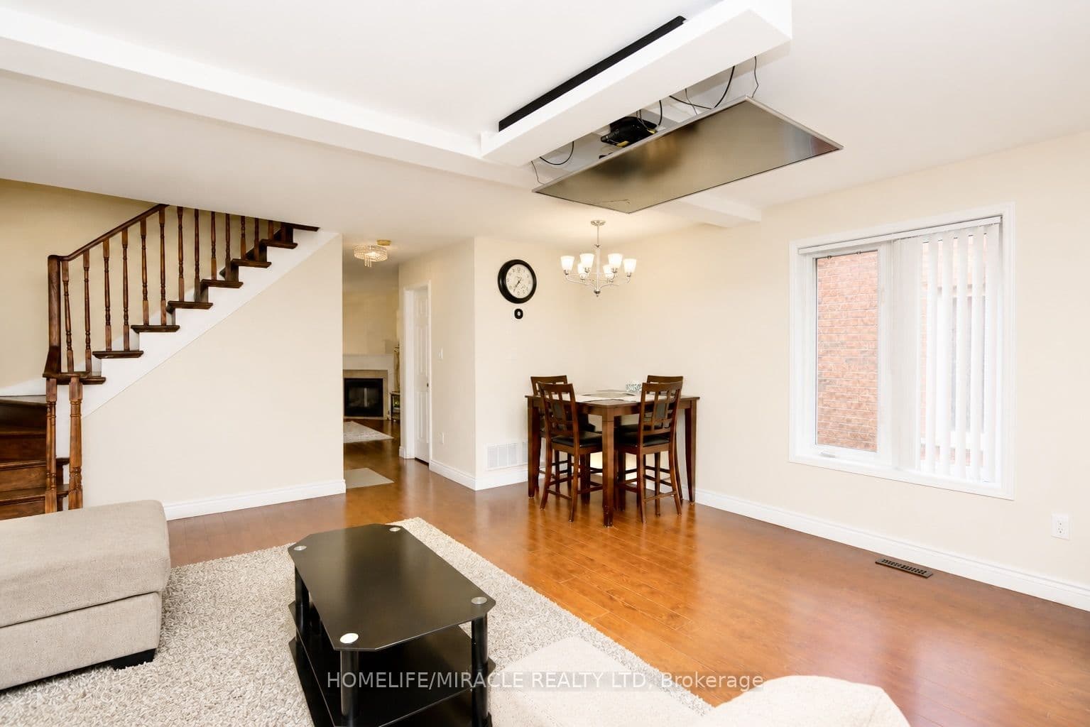 43 Caranci Crescent — photograph 5