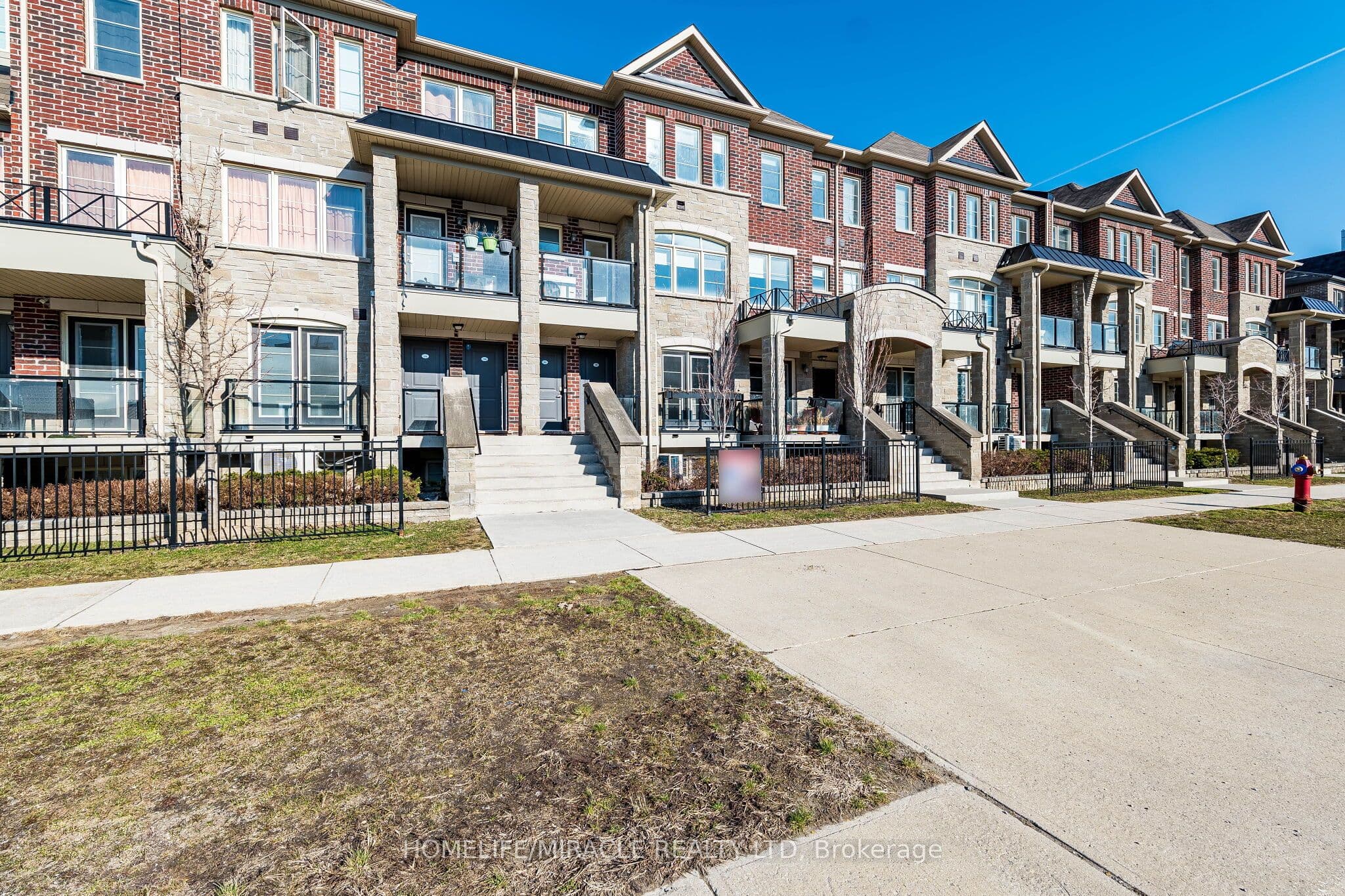 200 Veterans Drive #98 — photograph 2