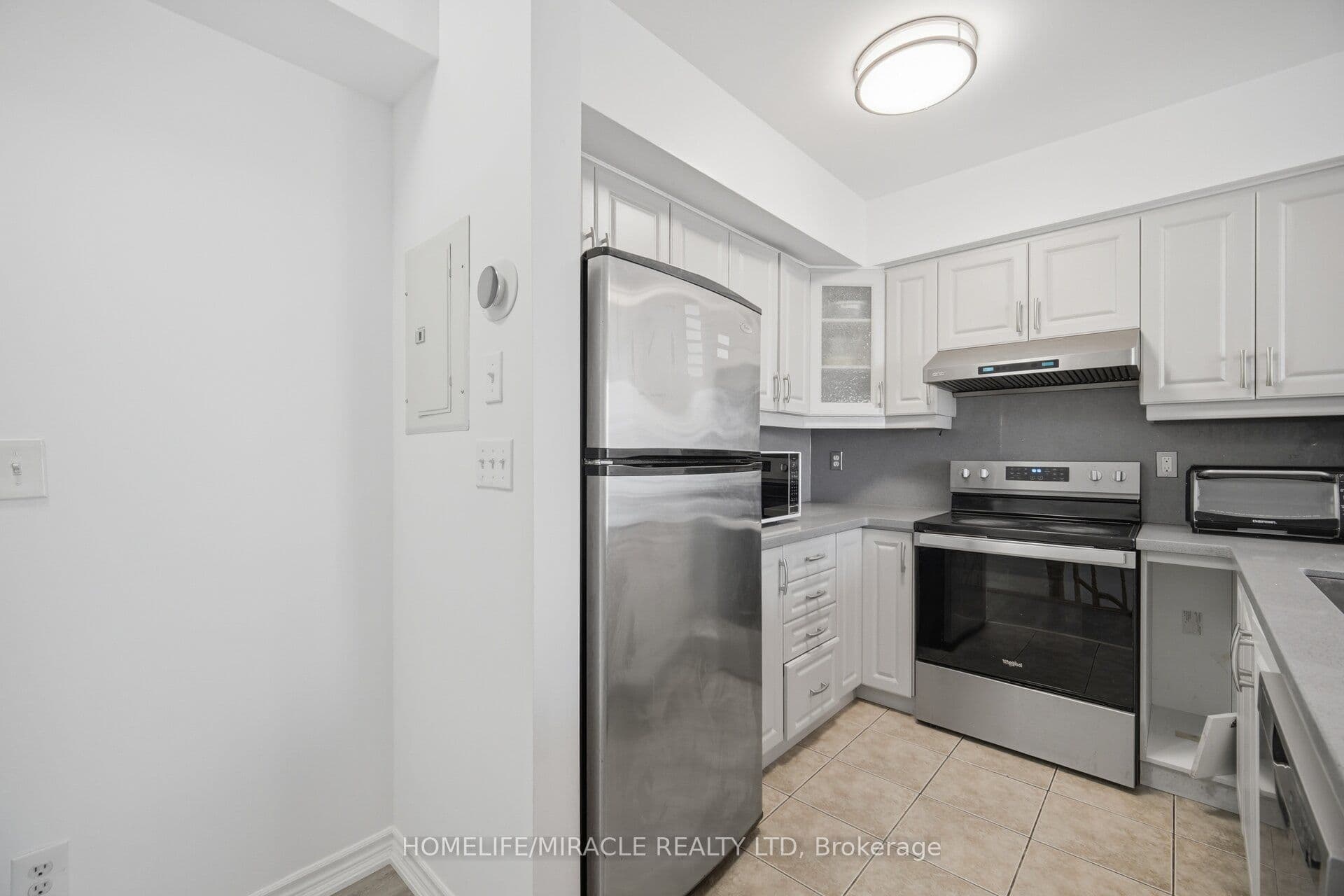3049 Finch Avenue #2002 — photograph 5