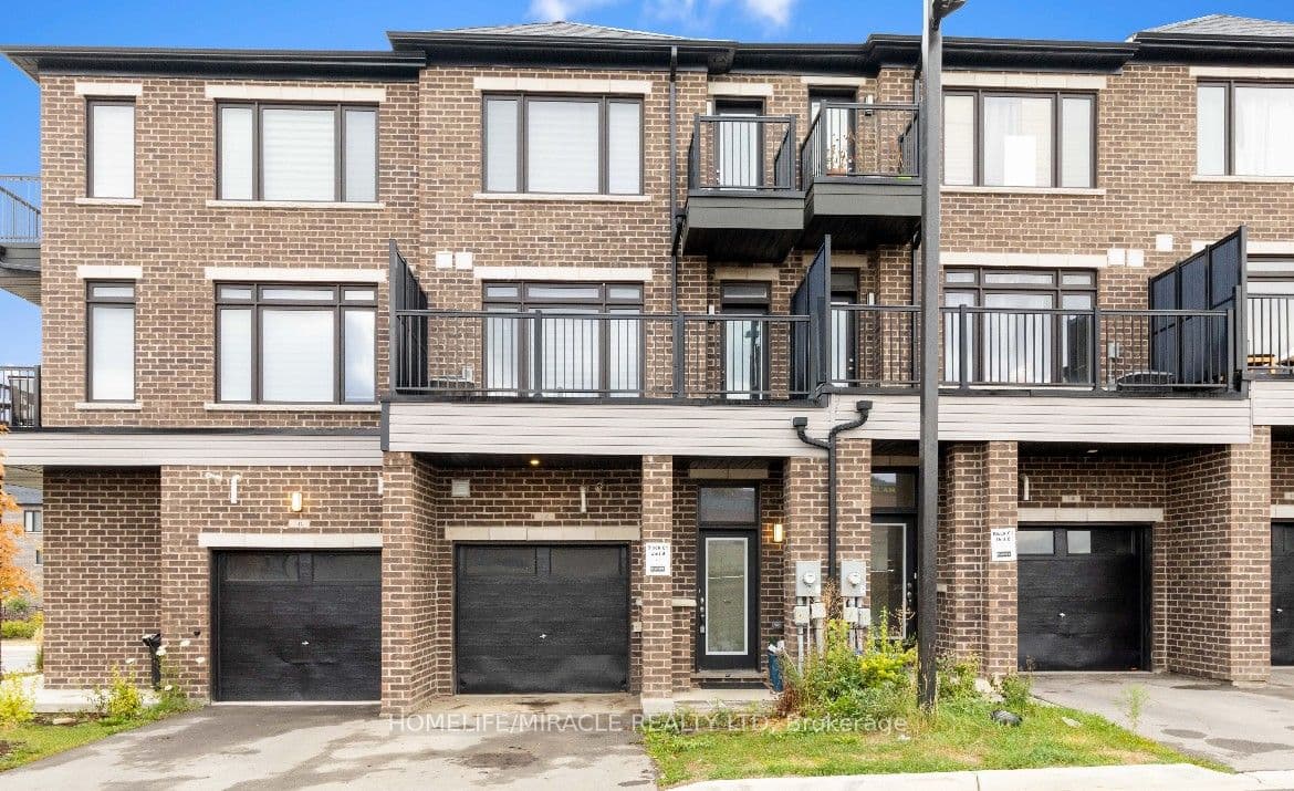 585 Colborne Street #109 — featured photograph