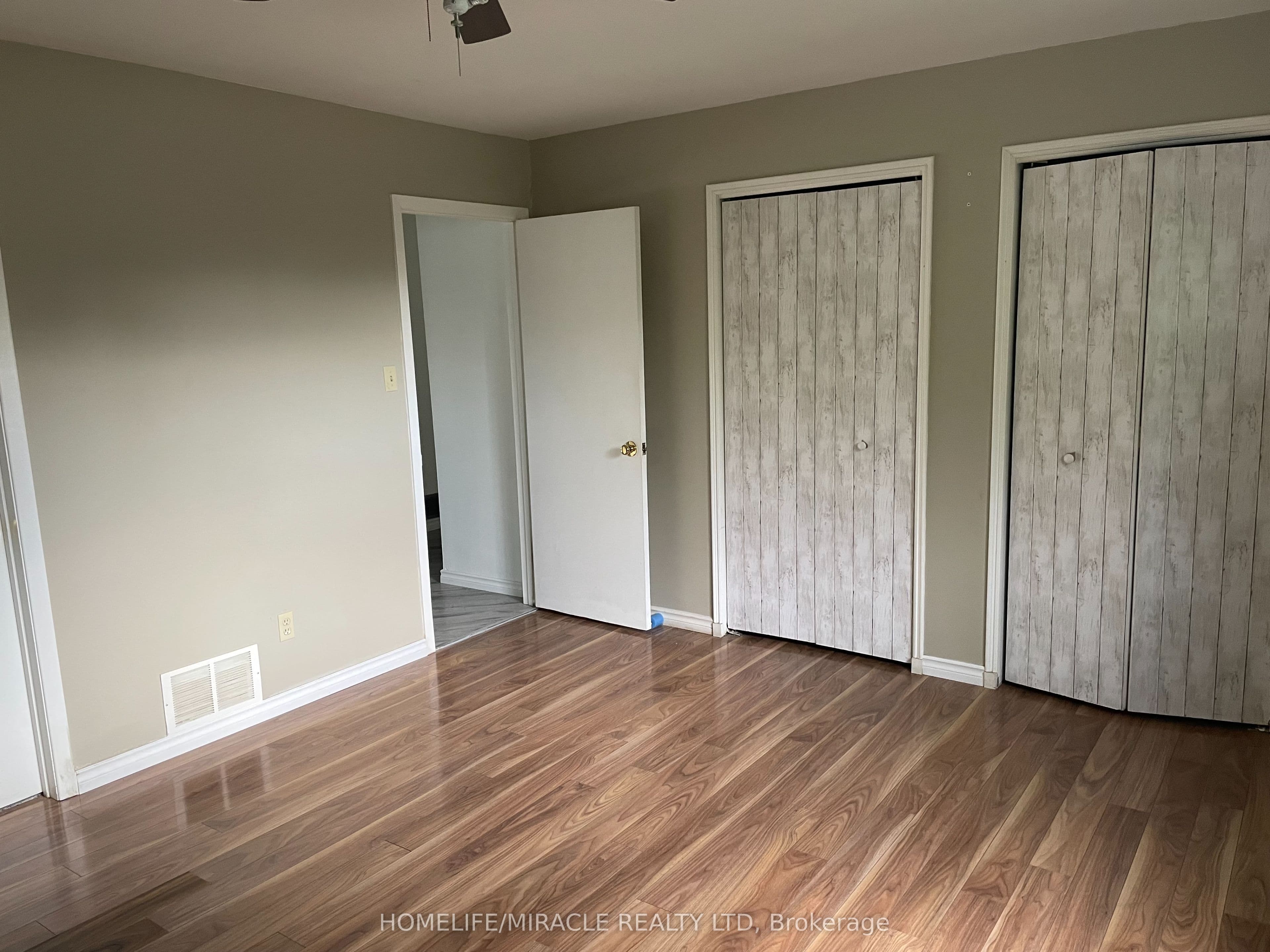 6 Wall Court #Main — photograph 4