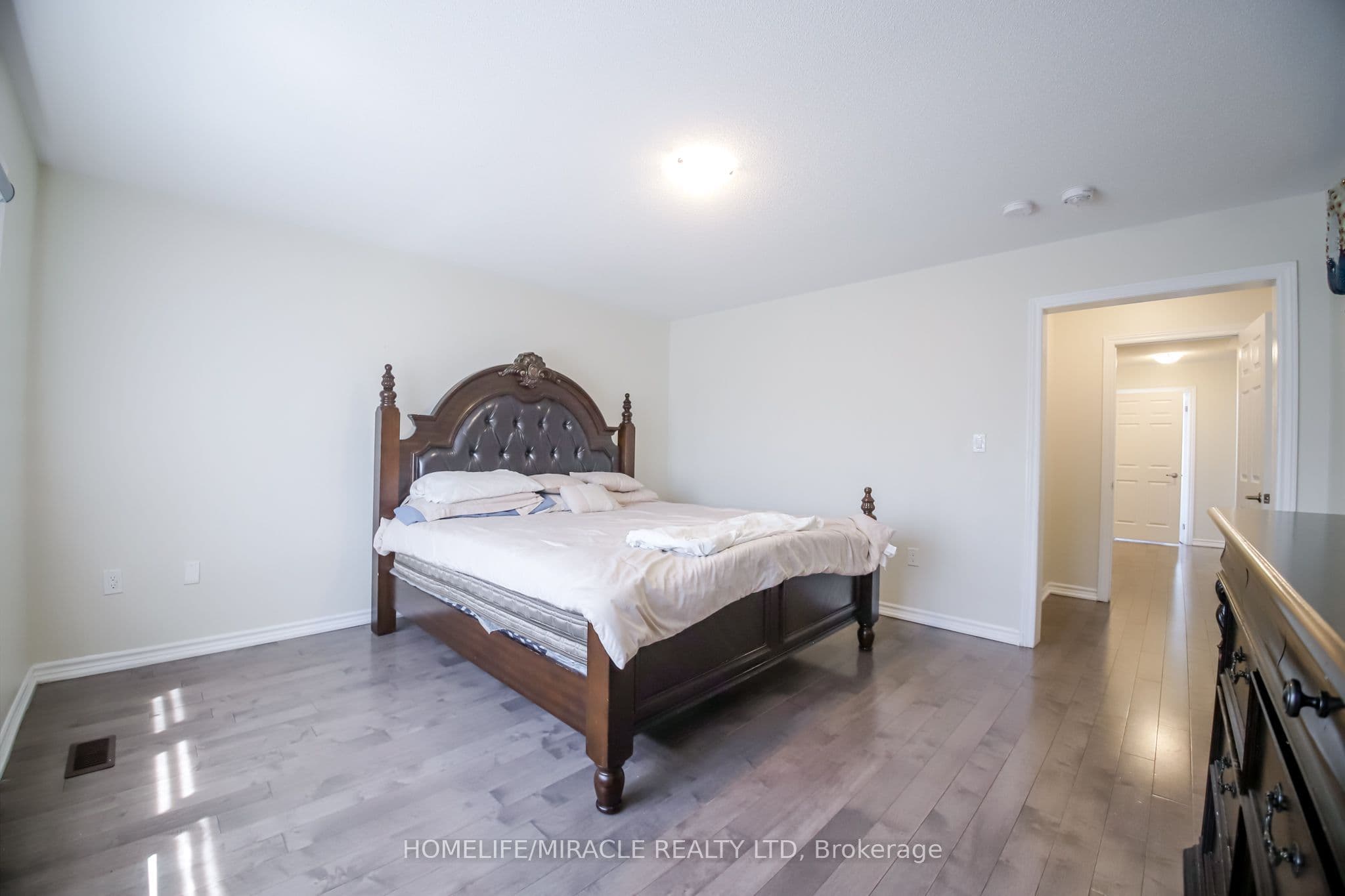 1301 Apollo Street — photograph 5